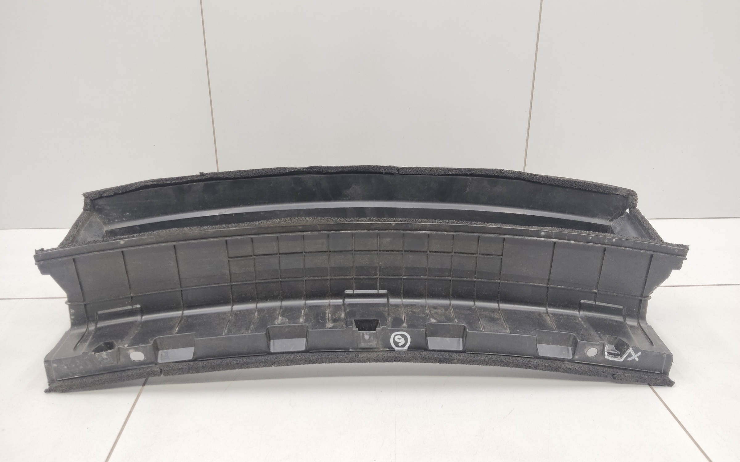 Дефлектор радиатора Geely EX5 EM-i