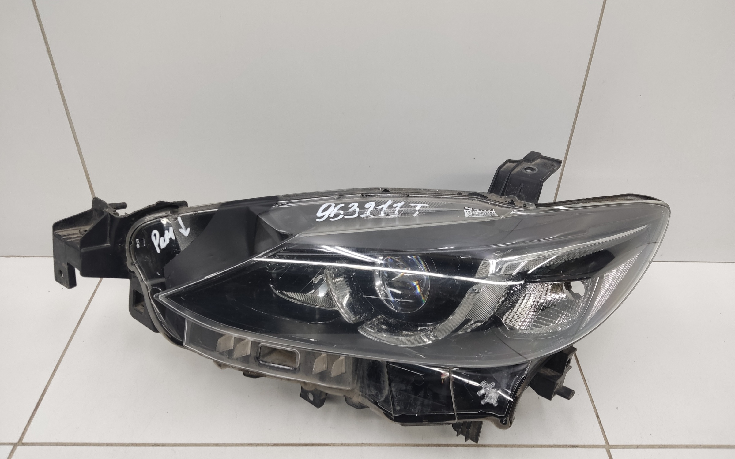 Фара передняя левая Mazda 6 GJ Restail LED