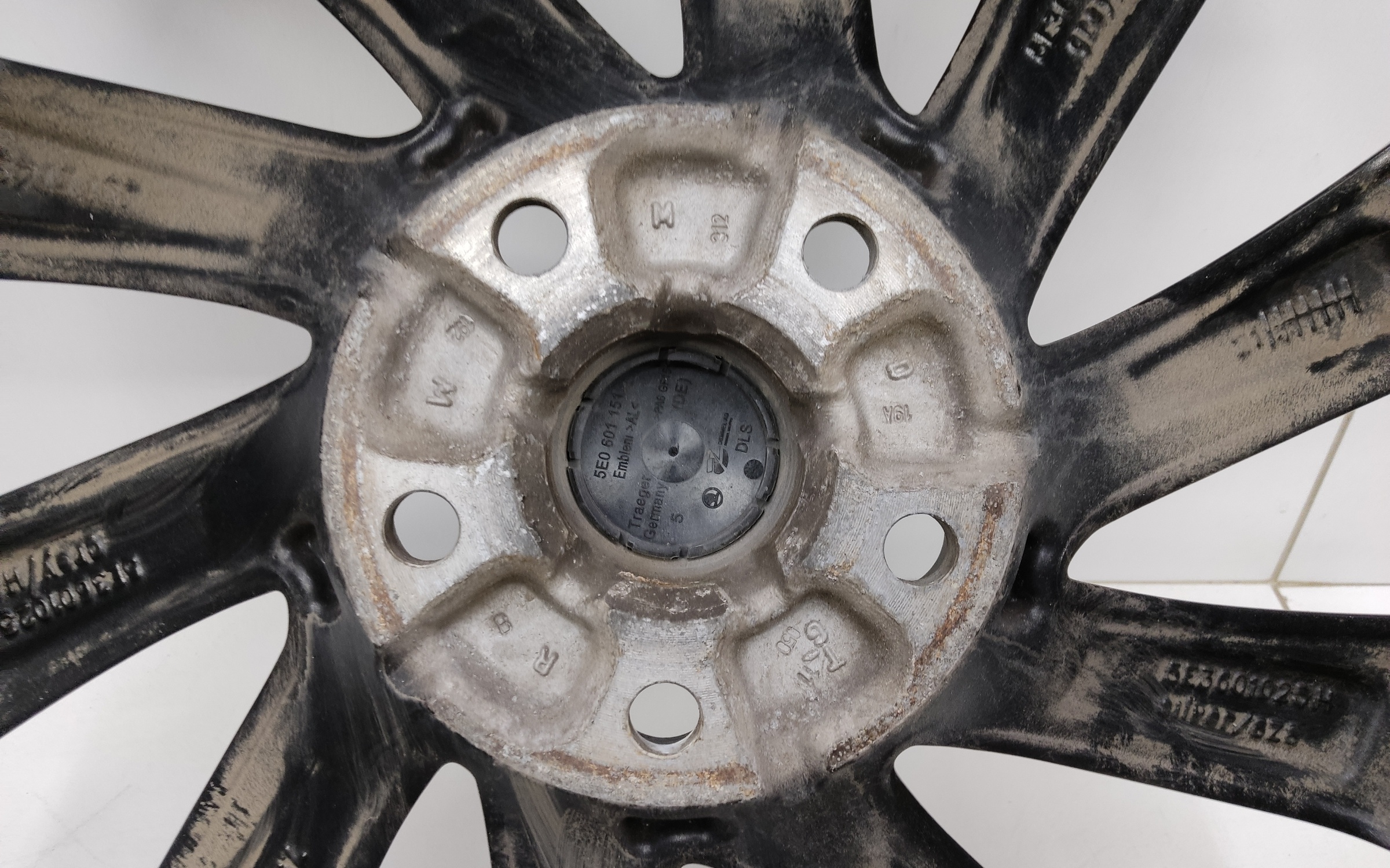 Диск колеса литой Skoda Octavia A8 R18