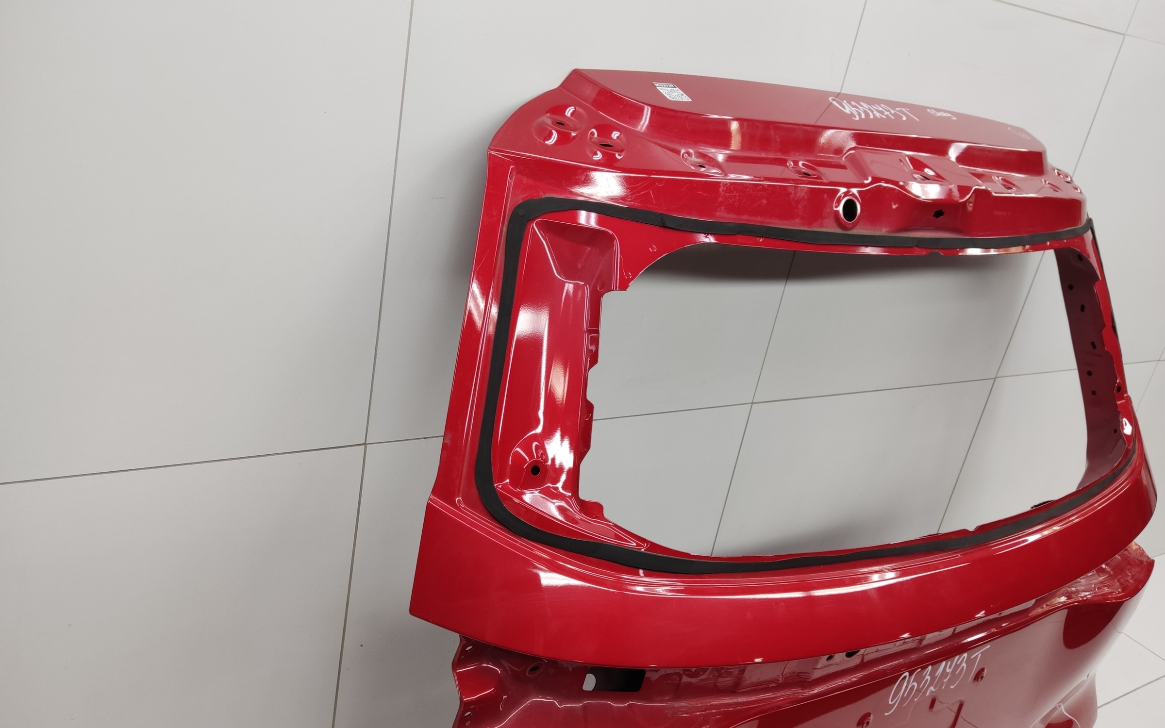 Крышка багажника Chery Tiggo 4 Restail 2