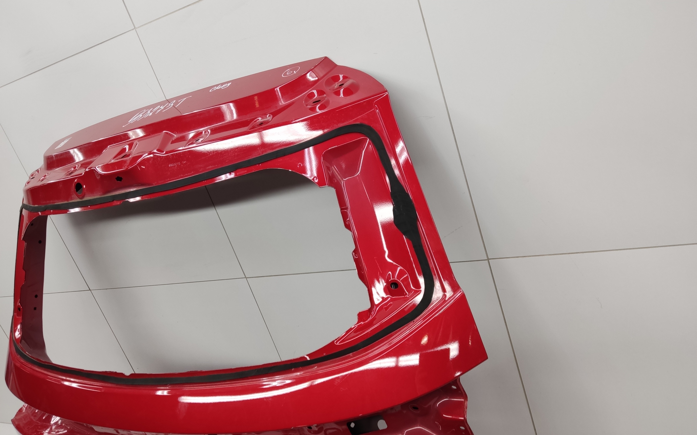 Крышка багажника Chery Tiggo 4 Restail 2