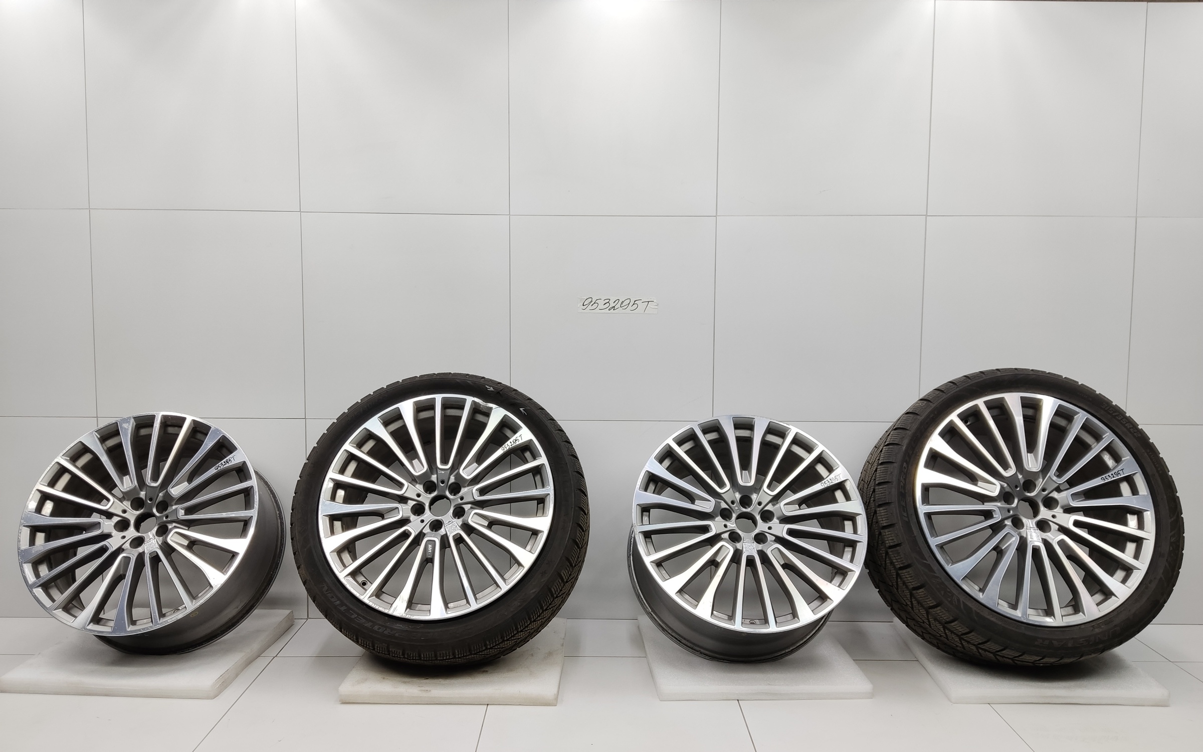 Комплект дисков BMW X7 G07 R22