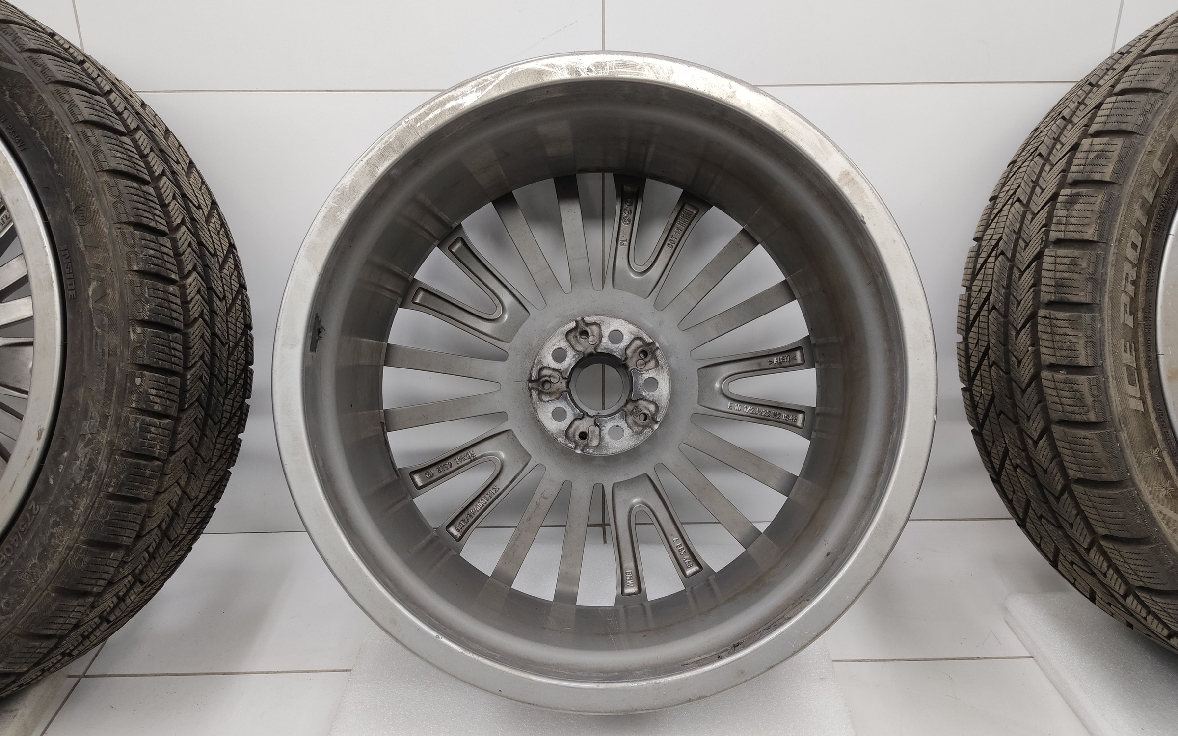 Комплект дисков BMW X7 G07 R22
