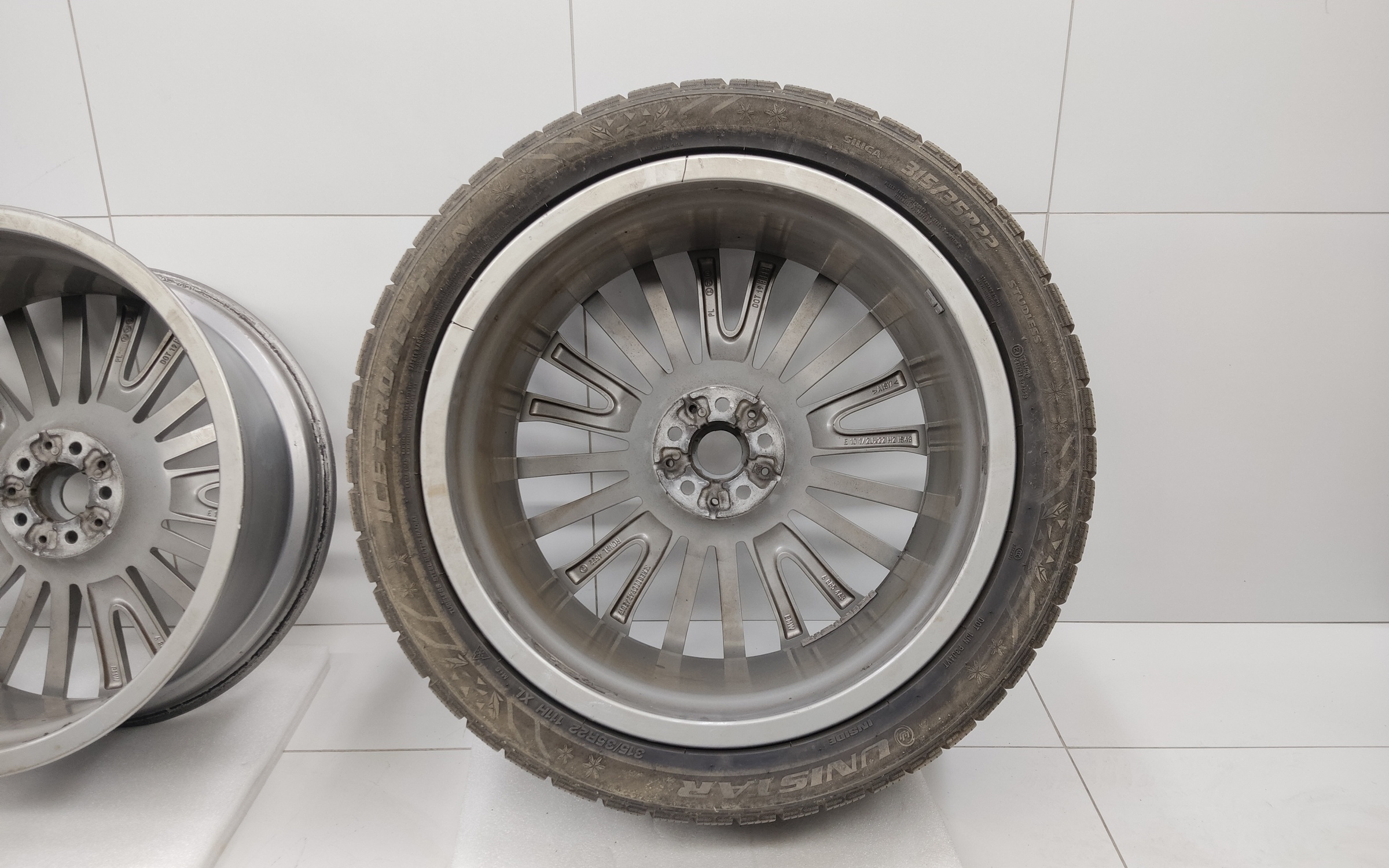 Комплект дисков BMW X7 G07 R22