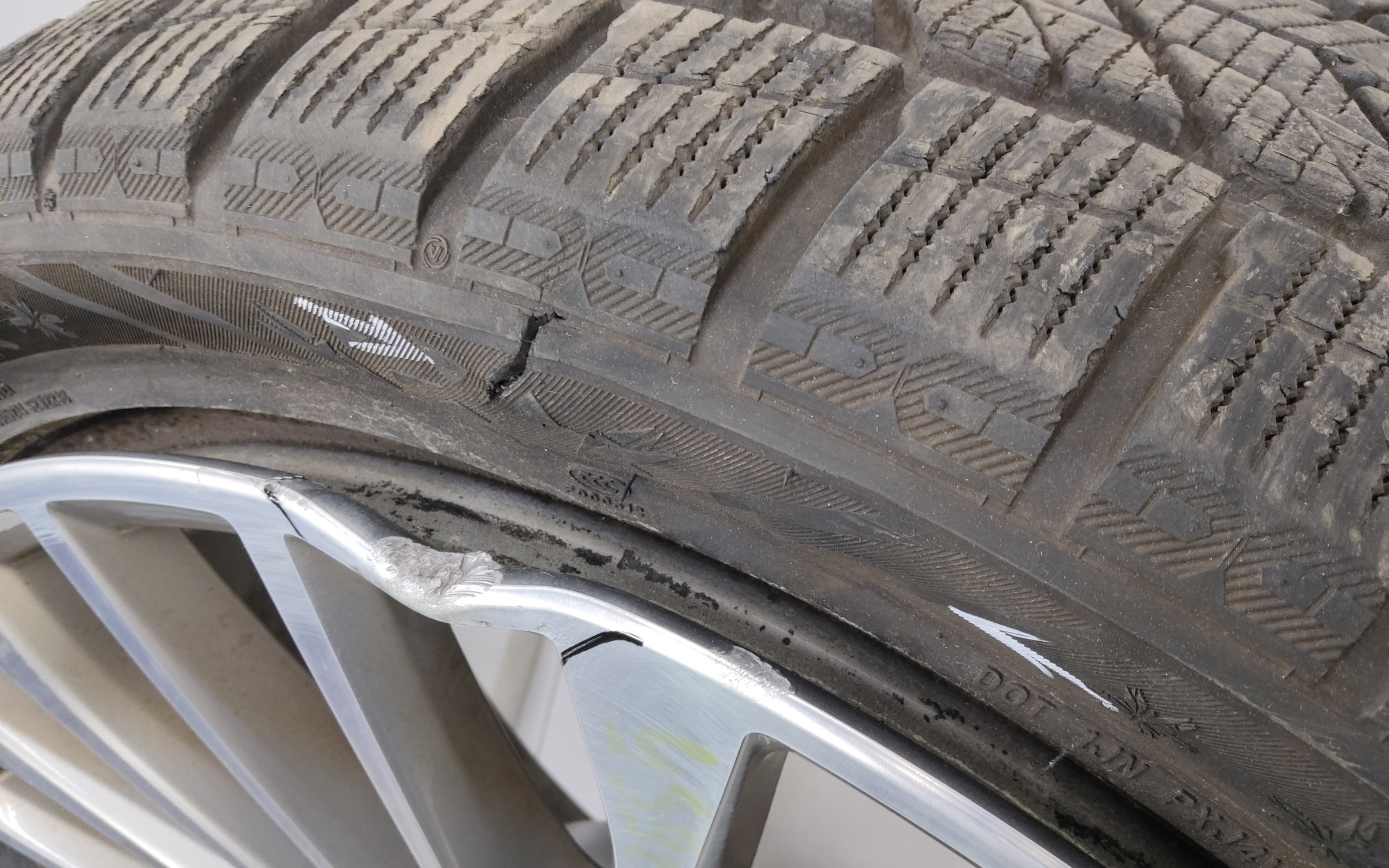 Комплект дисков BMW X7 G07 R22
