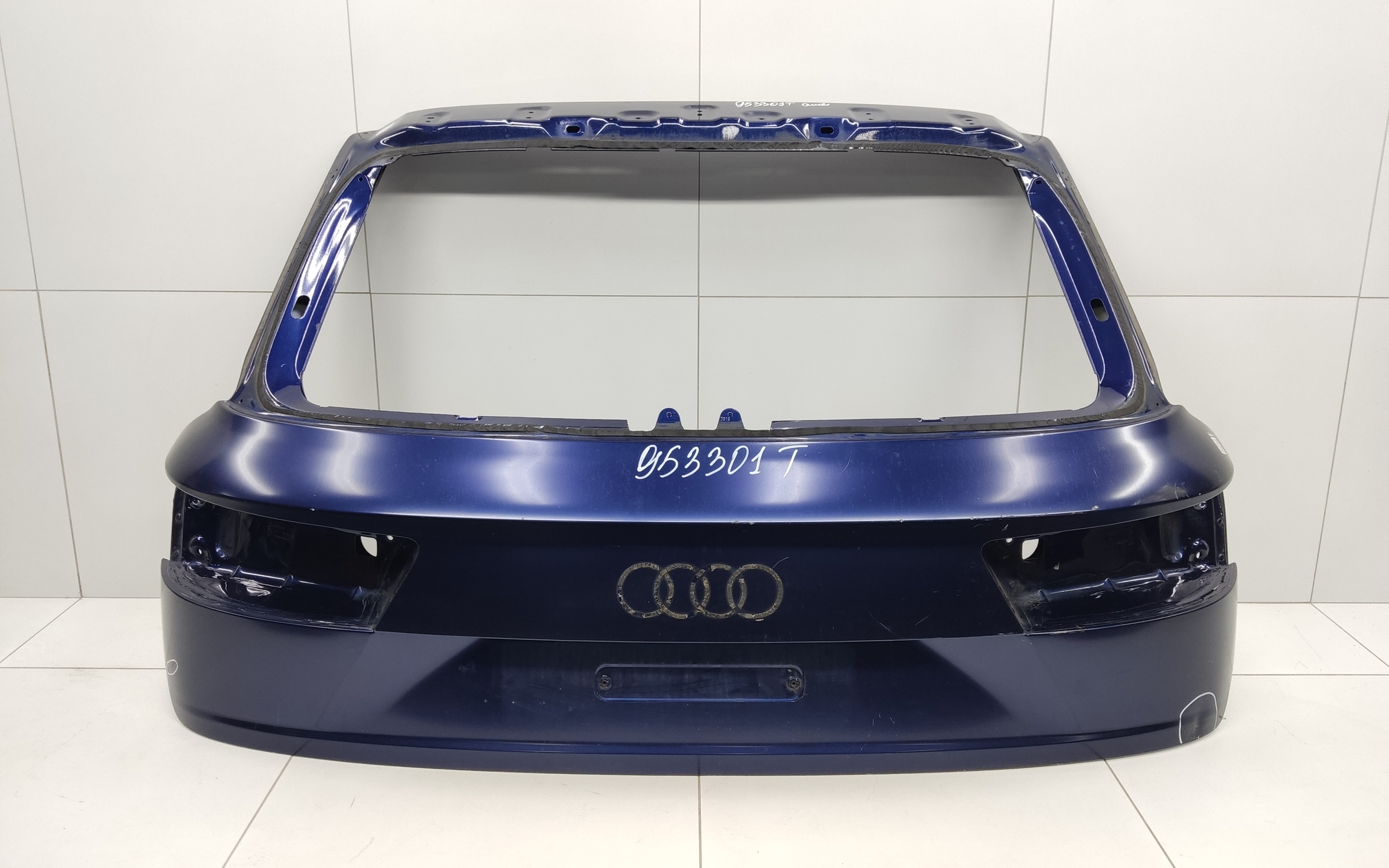 Крышка багажника Audi Q7 2