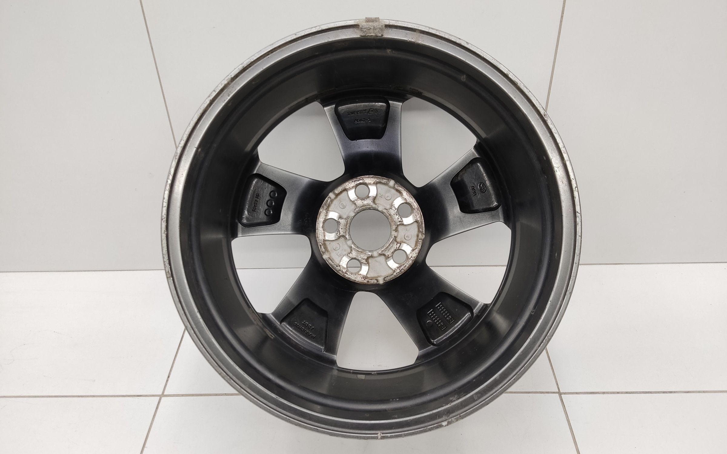Диск колеса литой Toyota RAV4 XA50 R18
