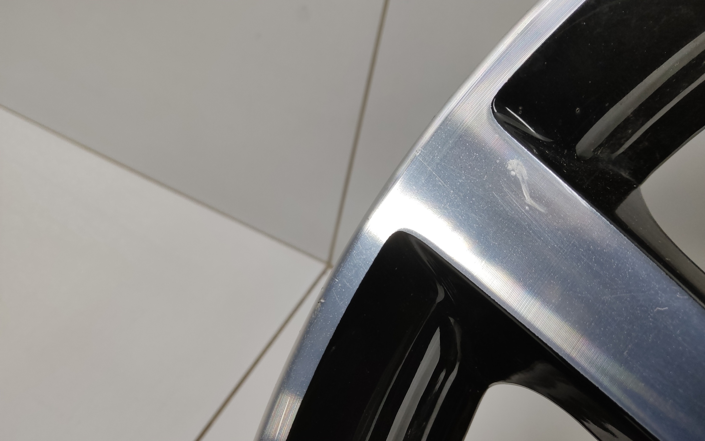Диск колеса литой Lada Vesta R16