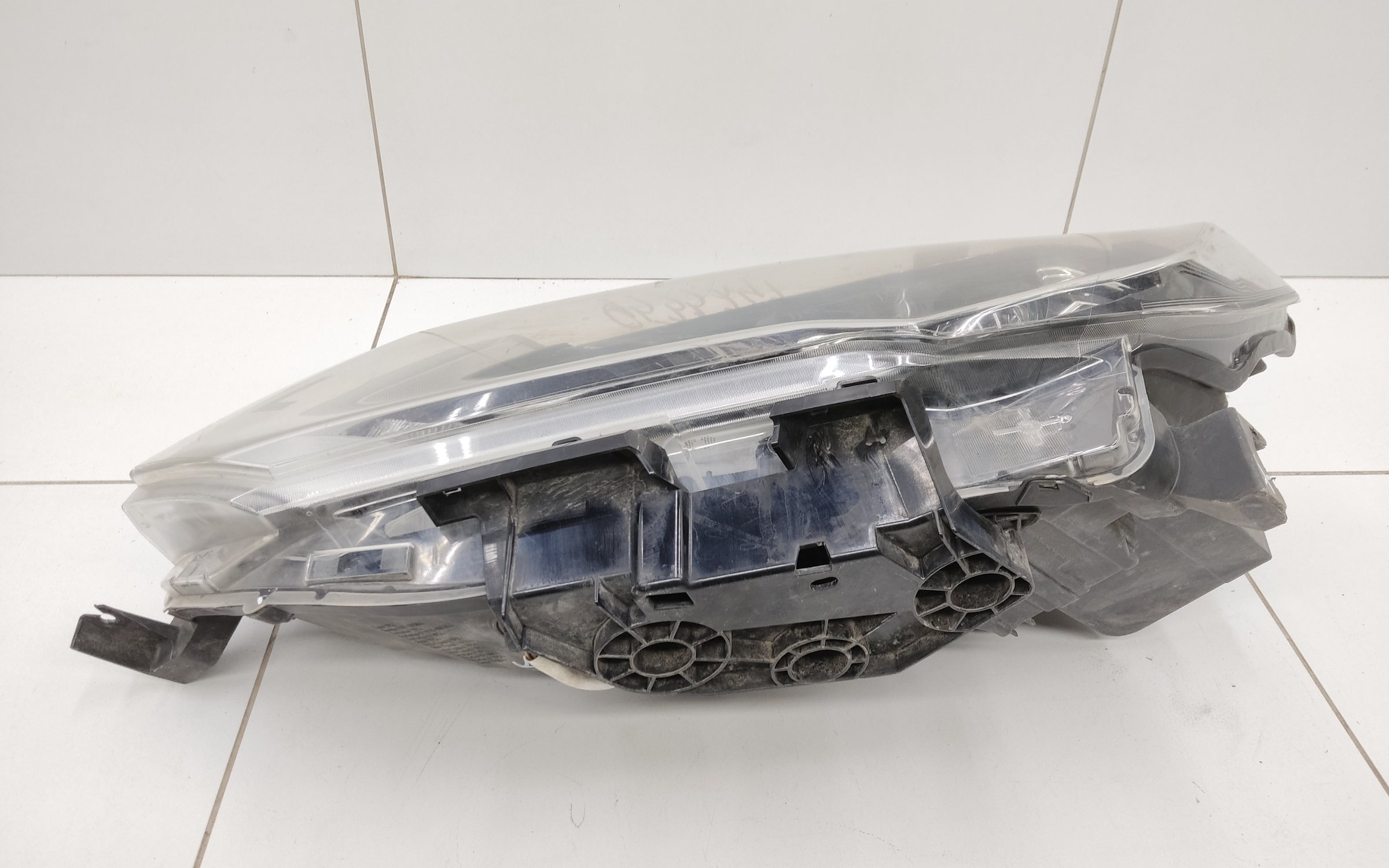 Фара передняя левая Nissan X-Trail T32 Restail LED