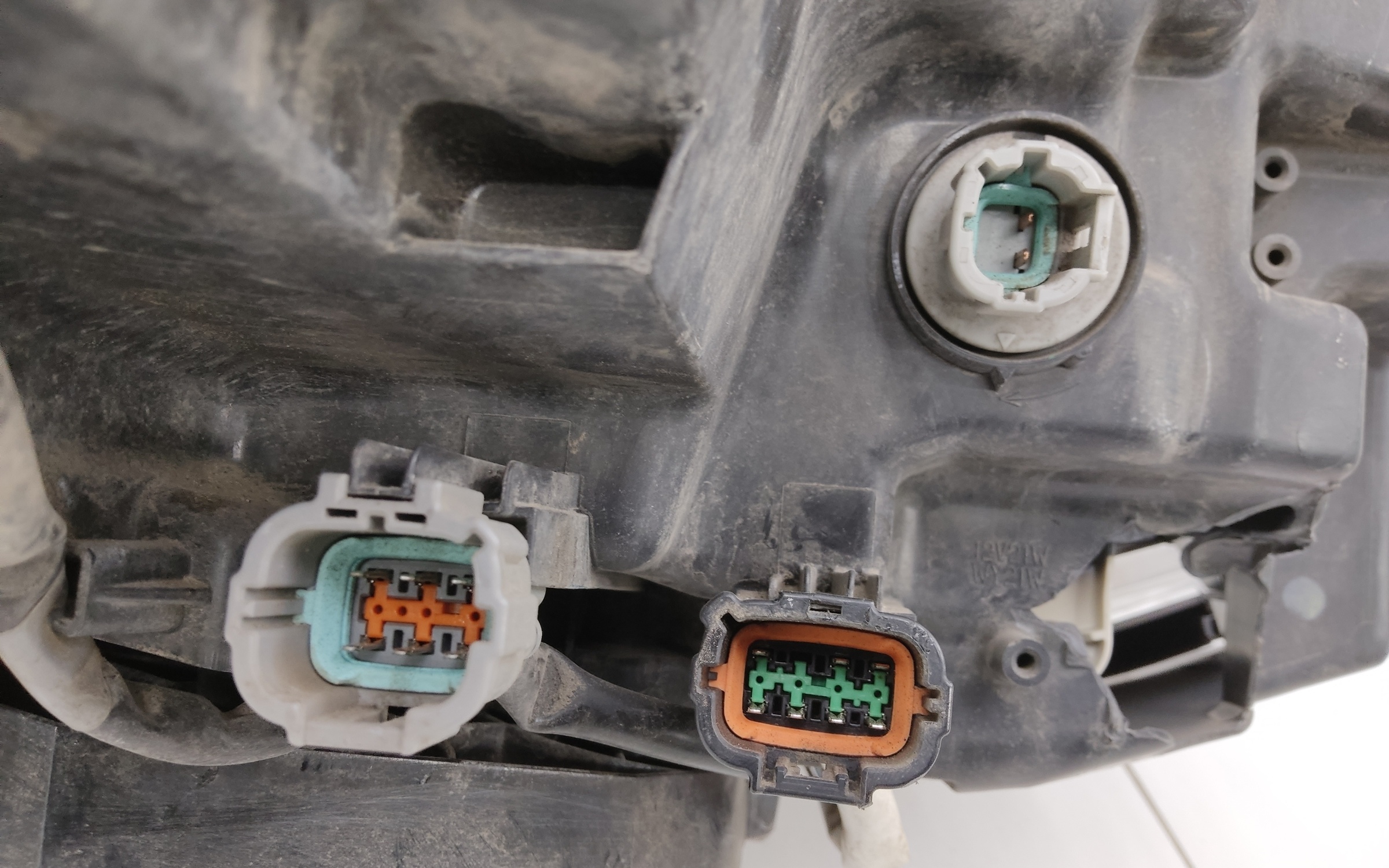 Фара передняя левая Nissan X-Trail T32 Restail LED