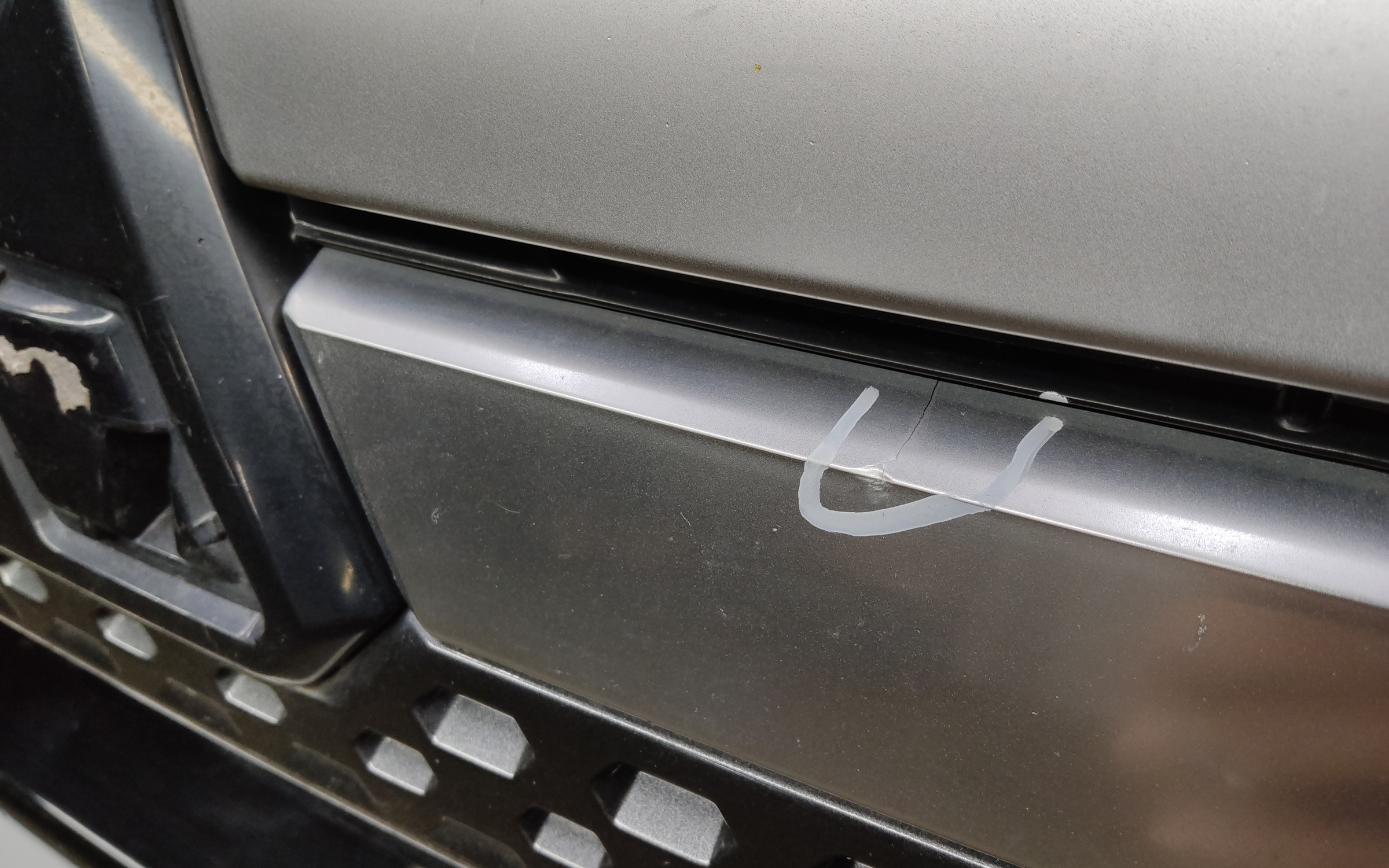 Бампер передний Mitsubishi Outlander 3 Restail 3