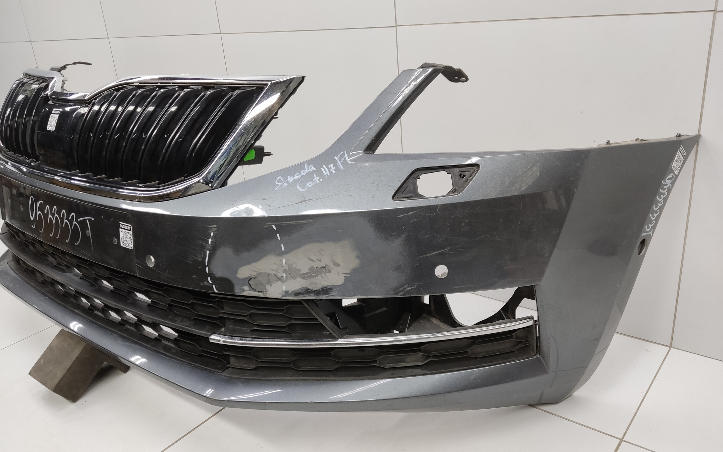 Бампер передний Skoda Octavia A7 Restail