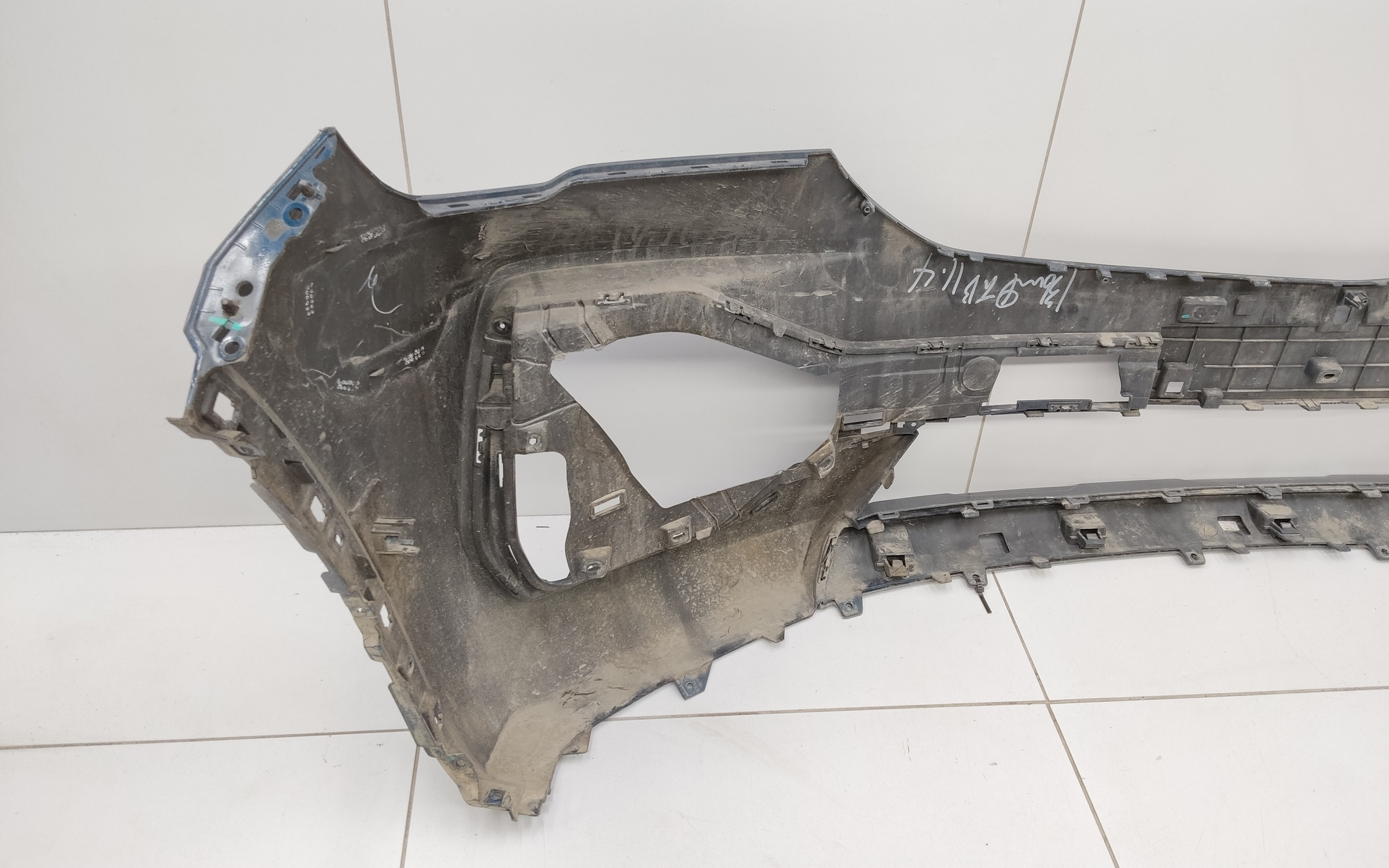 Бампер передний Geely Monjaro