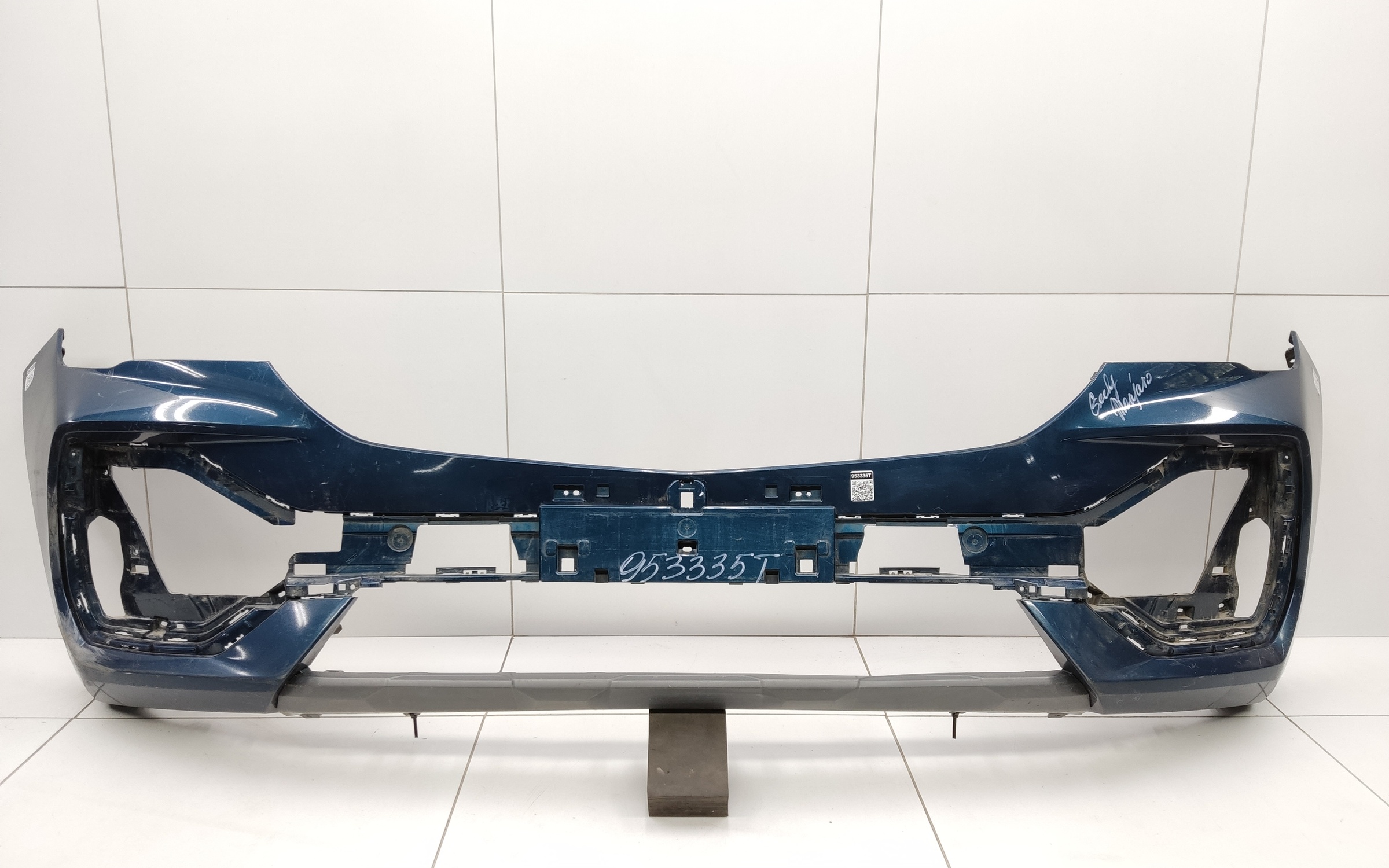 Бампер передний Geely Monjaro