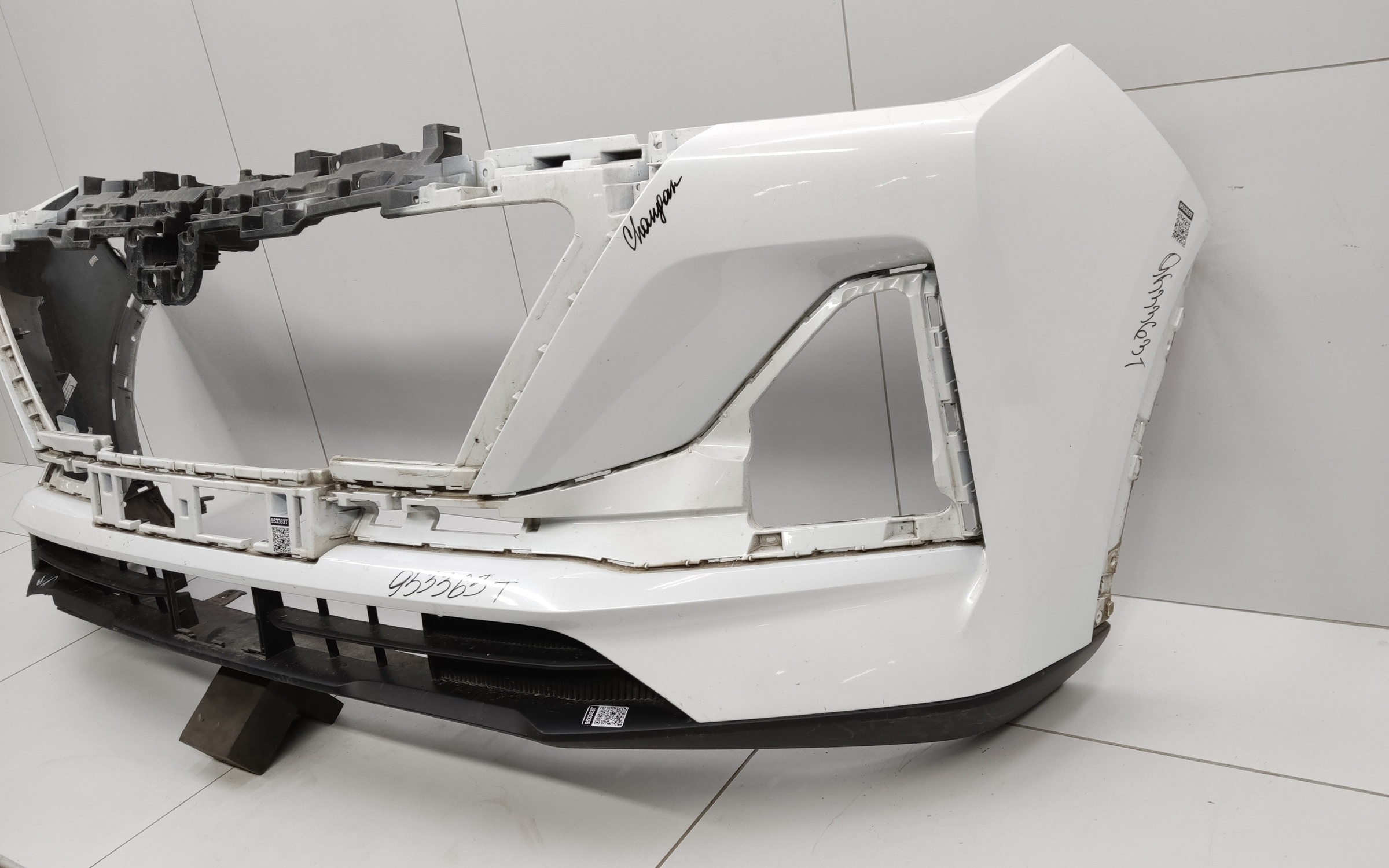 Бампер передний Changan CS55PLUS Restail