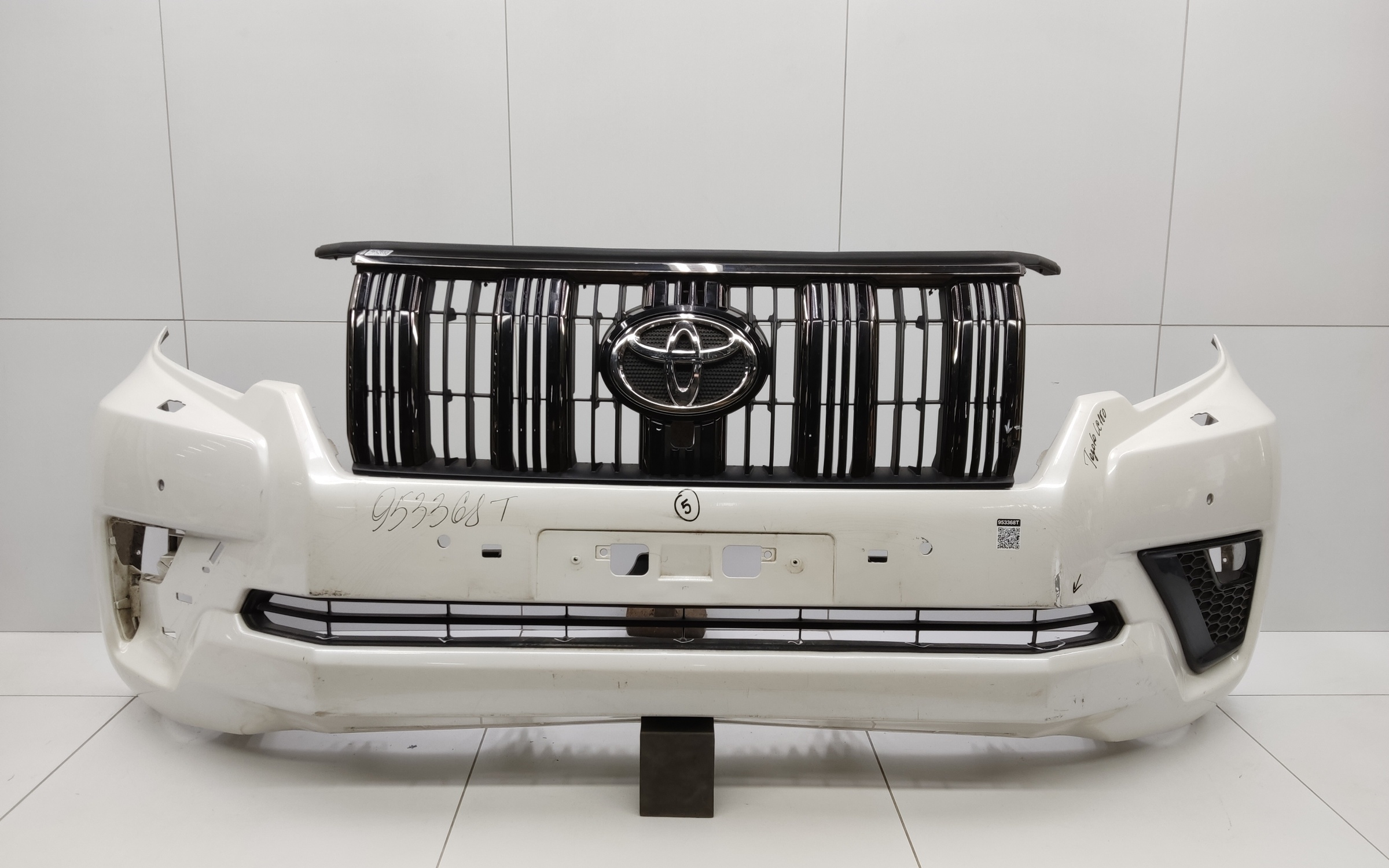 Бампер передний Toyota Land Cruiser Prado 150 Restail 2