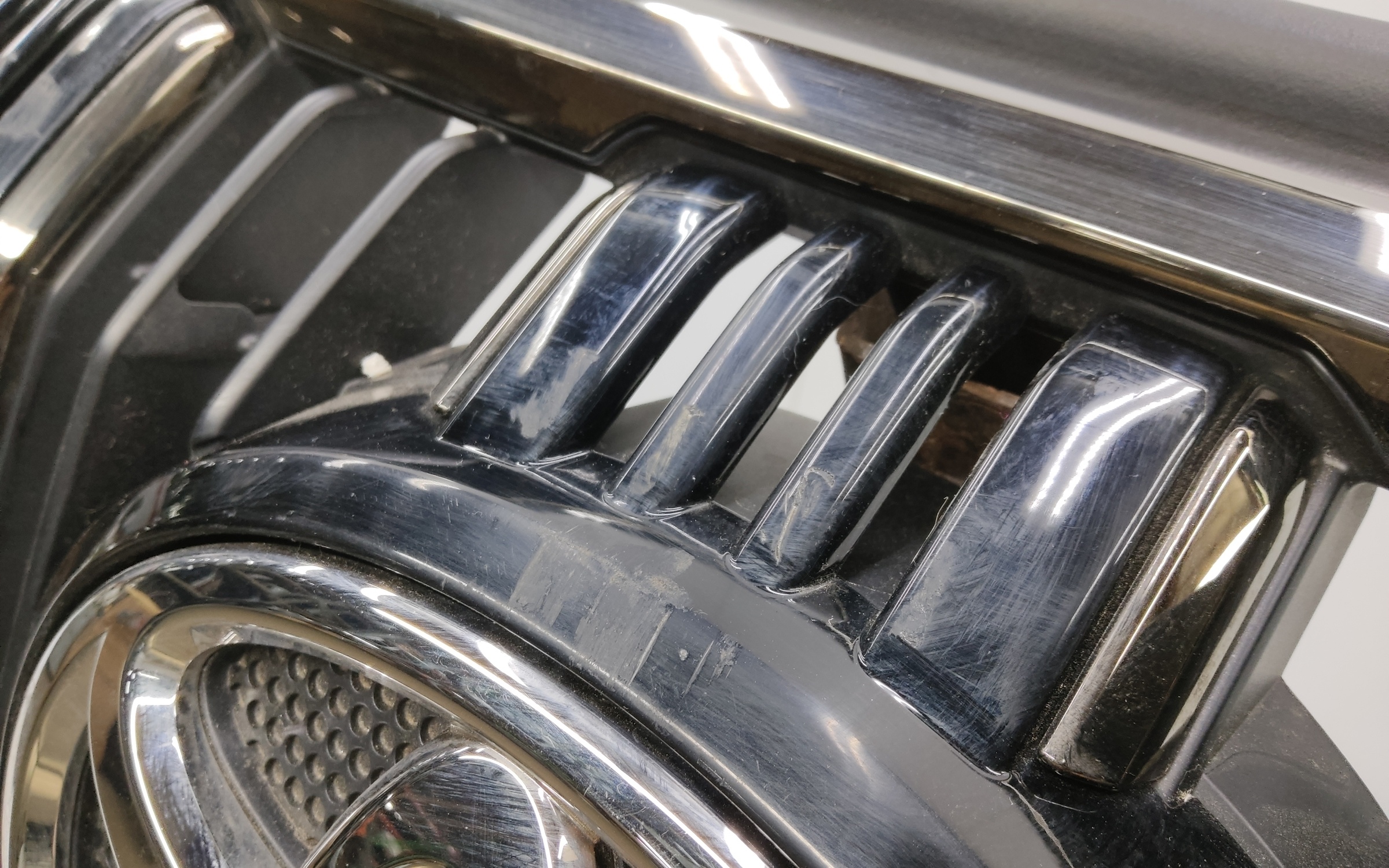 Бампер передний Toyota Land Cruiser Prado 150 Restail 2