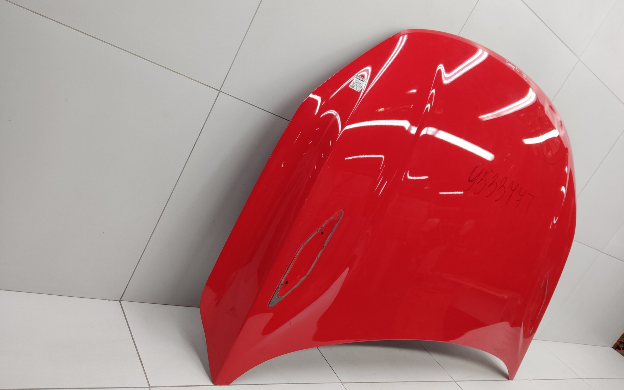 Капот Geely Coolray Restail