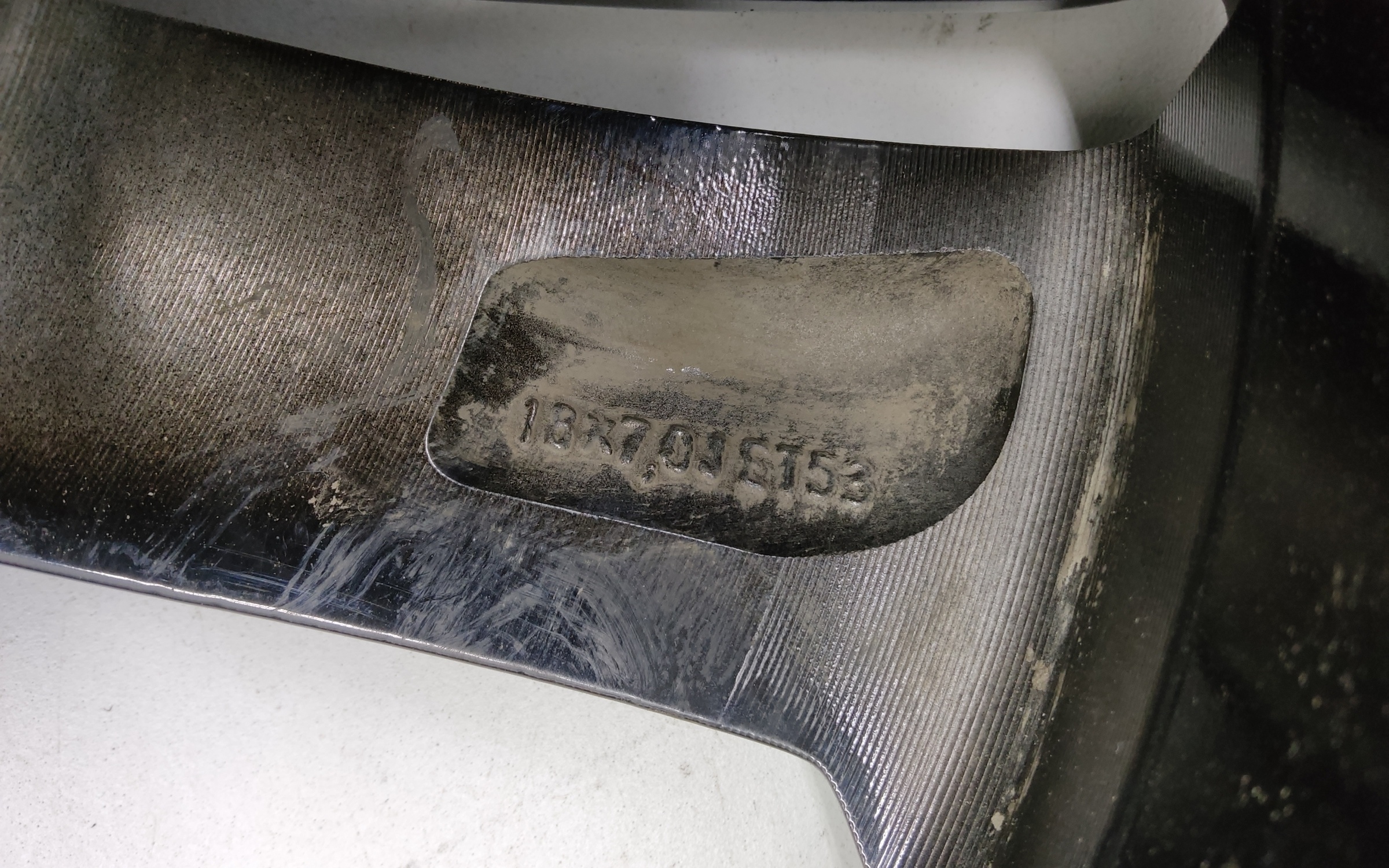 Диск колеса литой Geely Coolray Restail R18