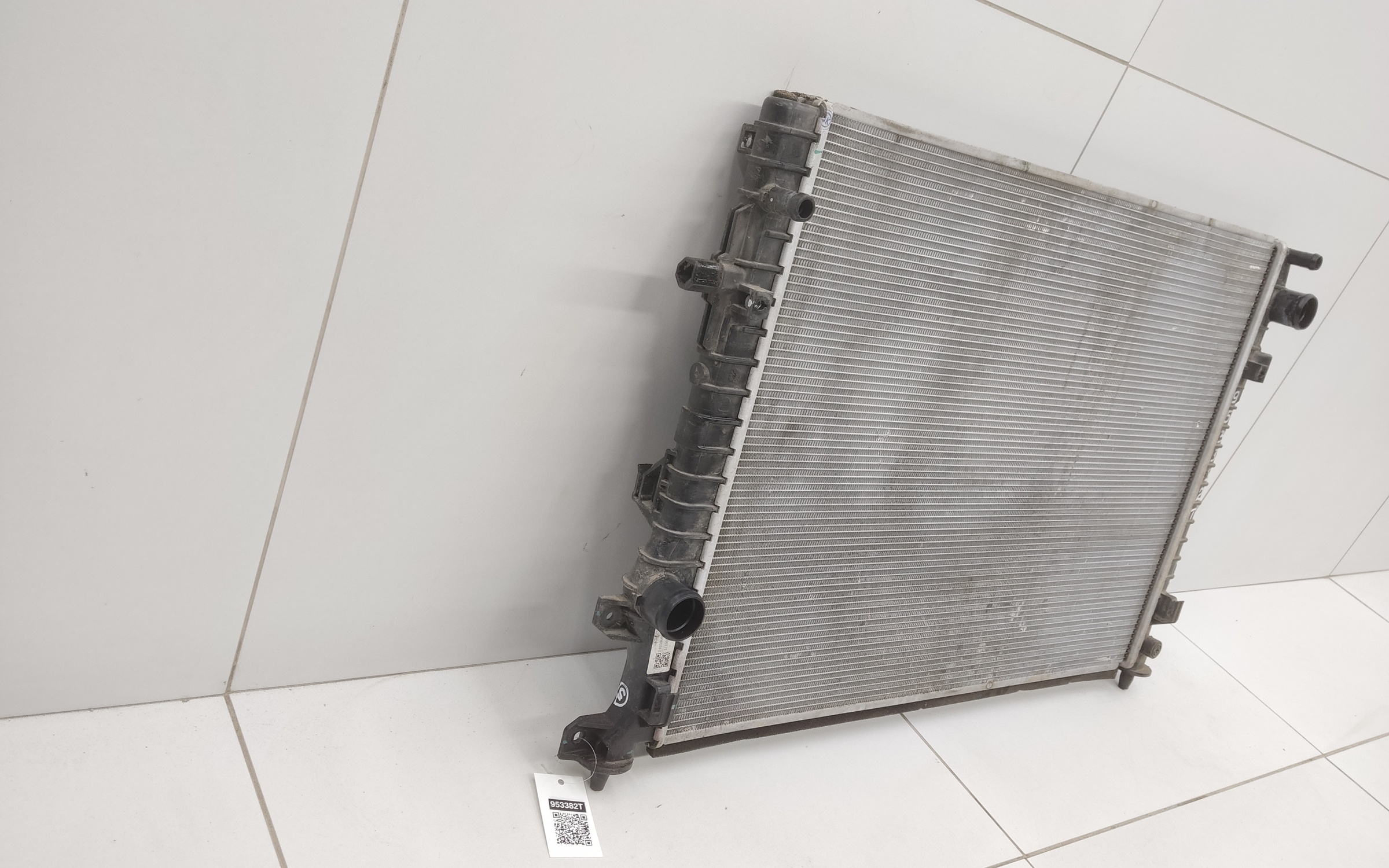 Радиатор охлаждения двигателя Geely Coolray