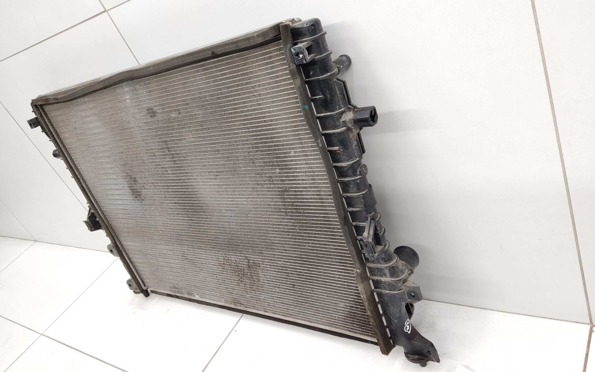 Радиатор охлаждения двигателя Geely Coolray
