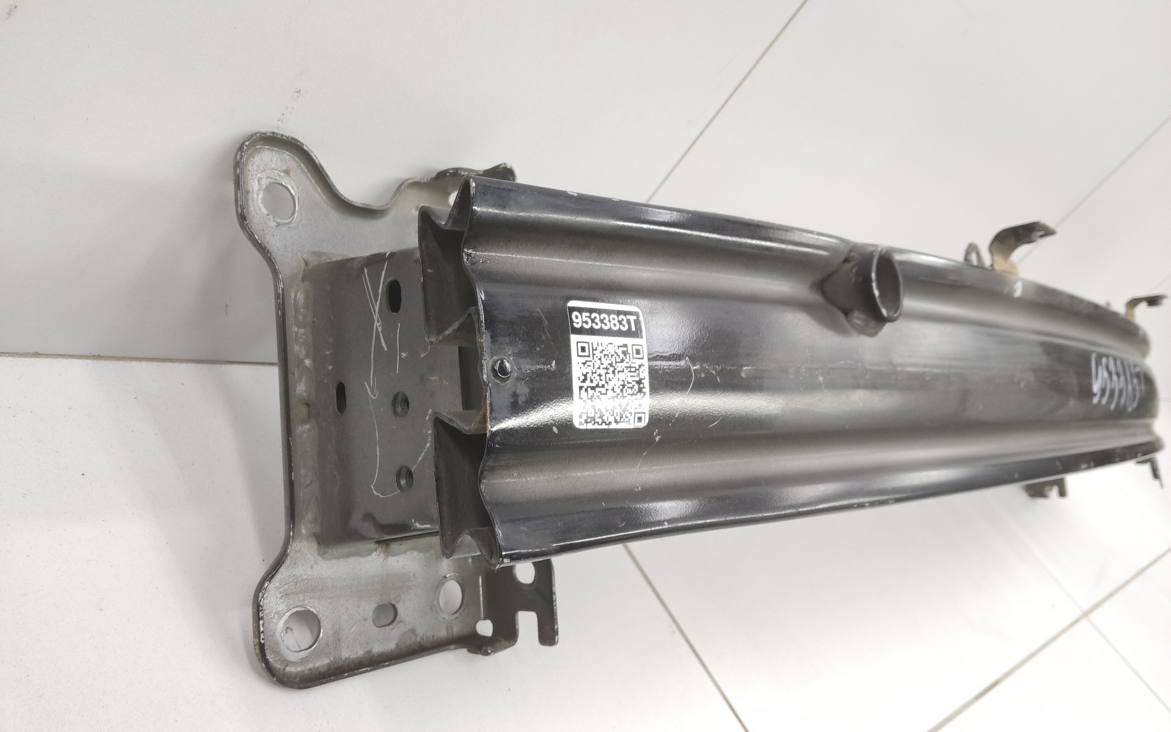 Усилитель переднего бампера Geely Coolray