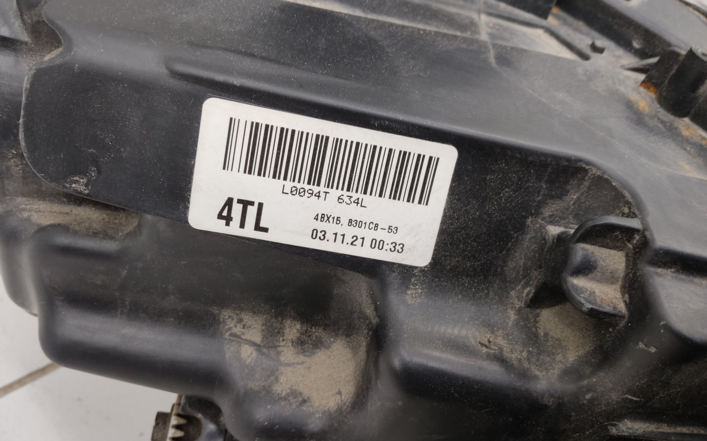 Фара передняя левая Mitsubishi Outlander 3 Restail 2 галоген