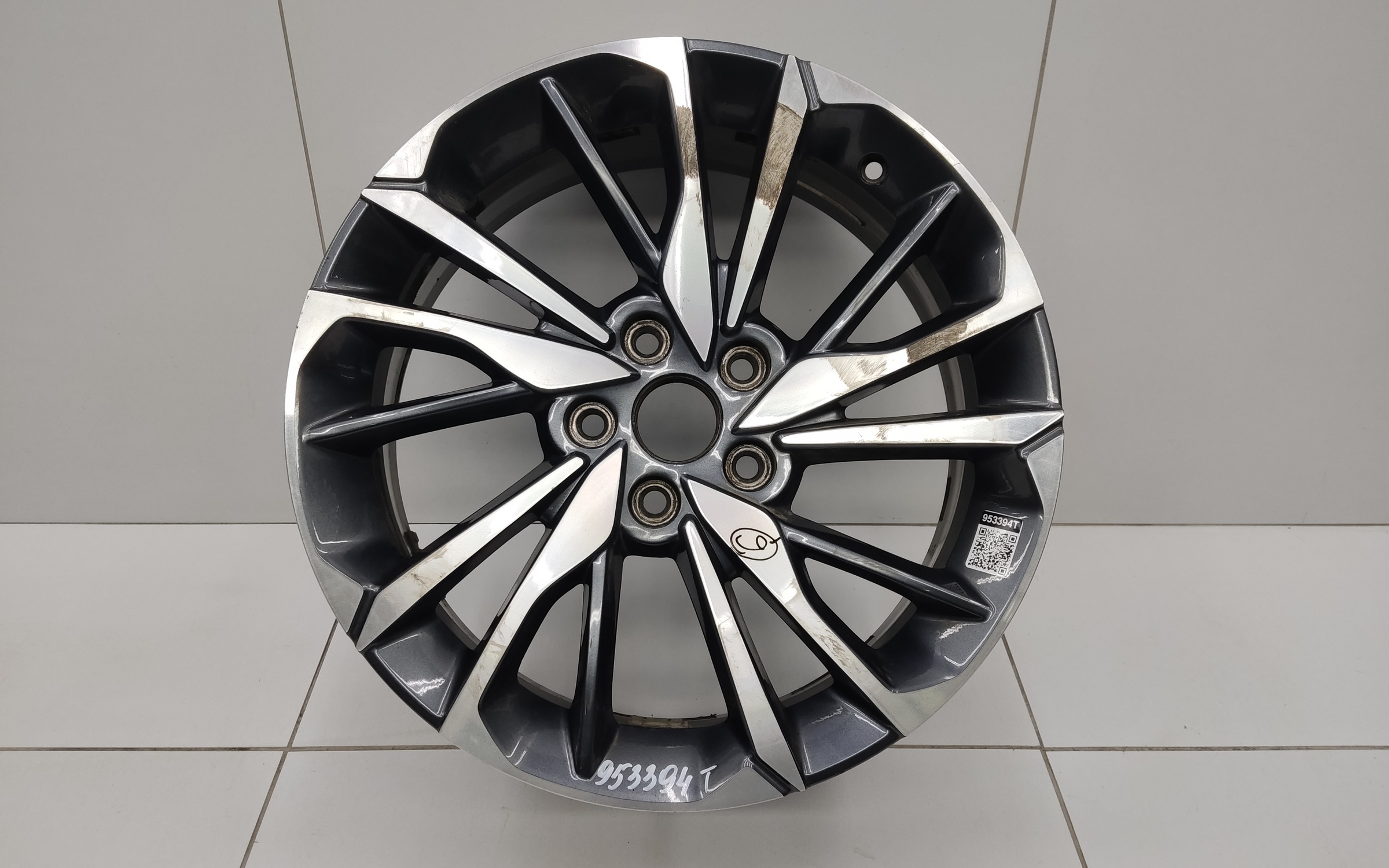 Диск колеса литой Geely Coolray R18