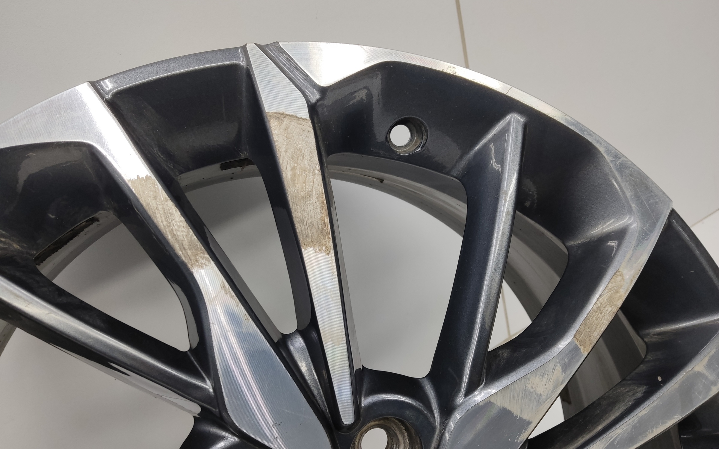 Диск колеса литой Geely Coolray R18