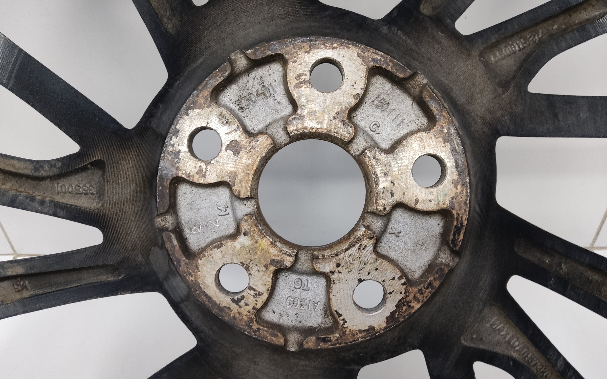 Диск колеса литой Geely Coolray R18