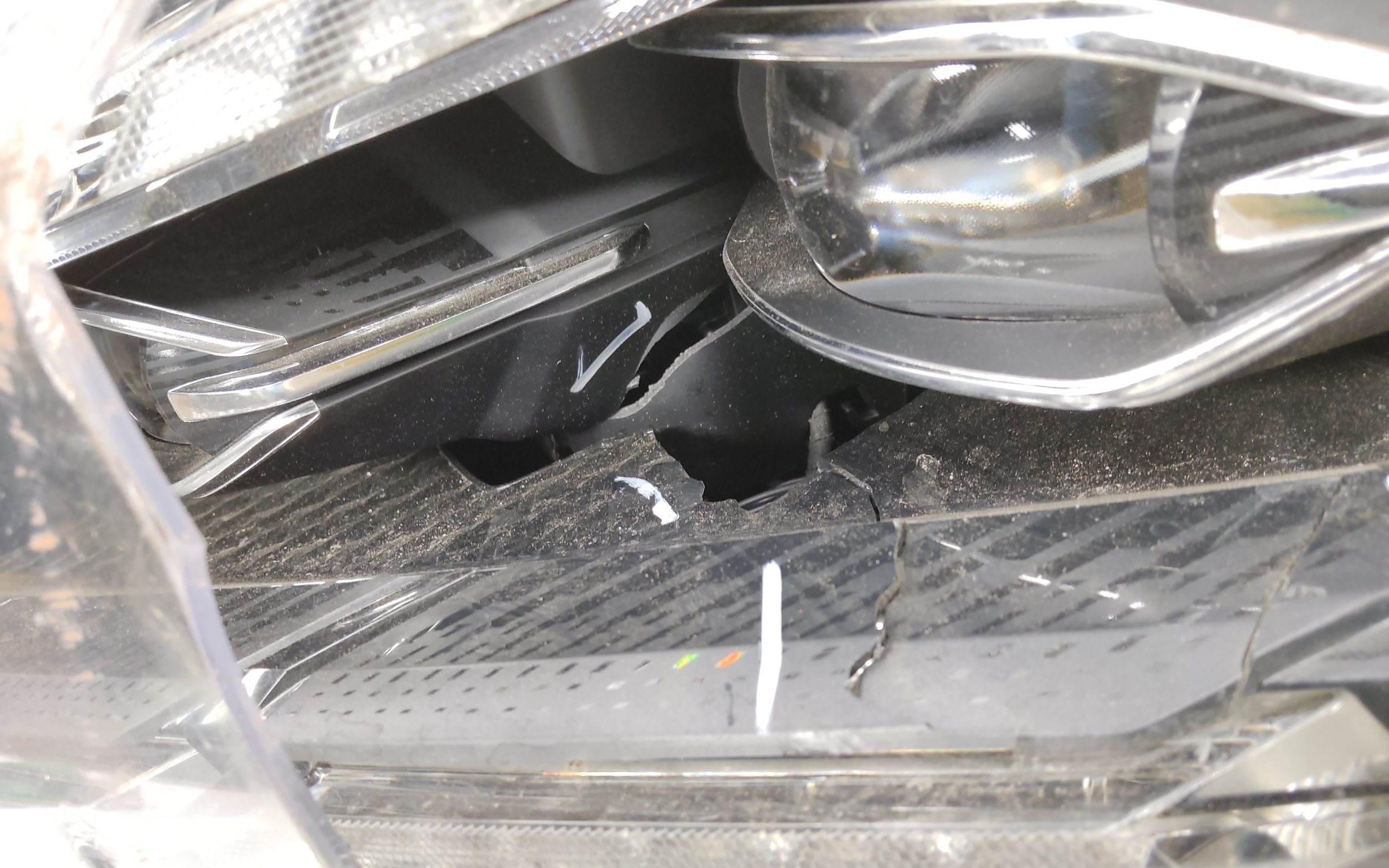 Фара передняя левая Geely Monjaro LED