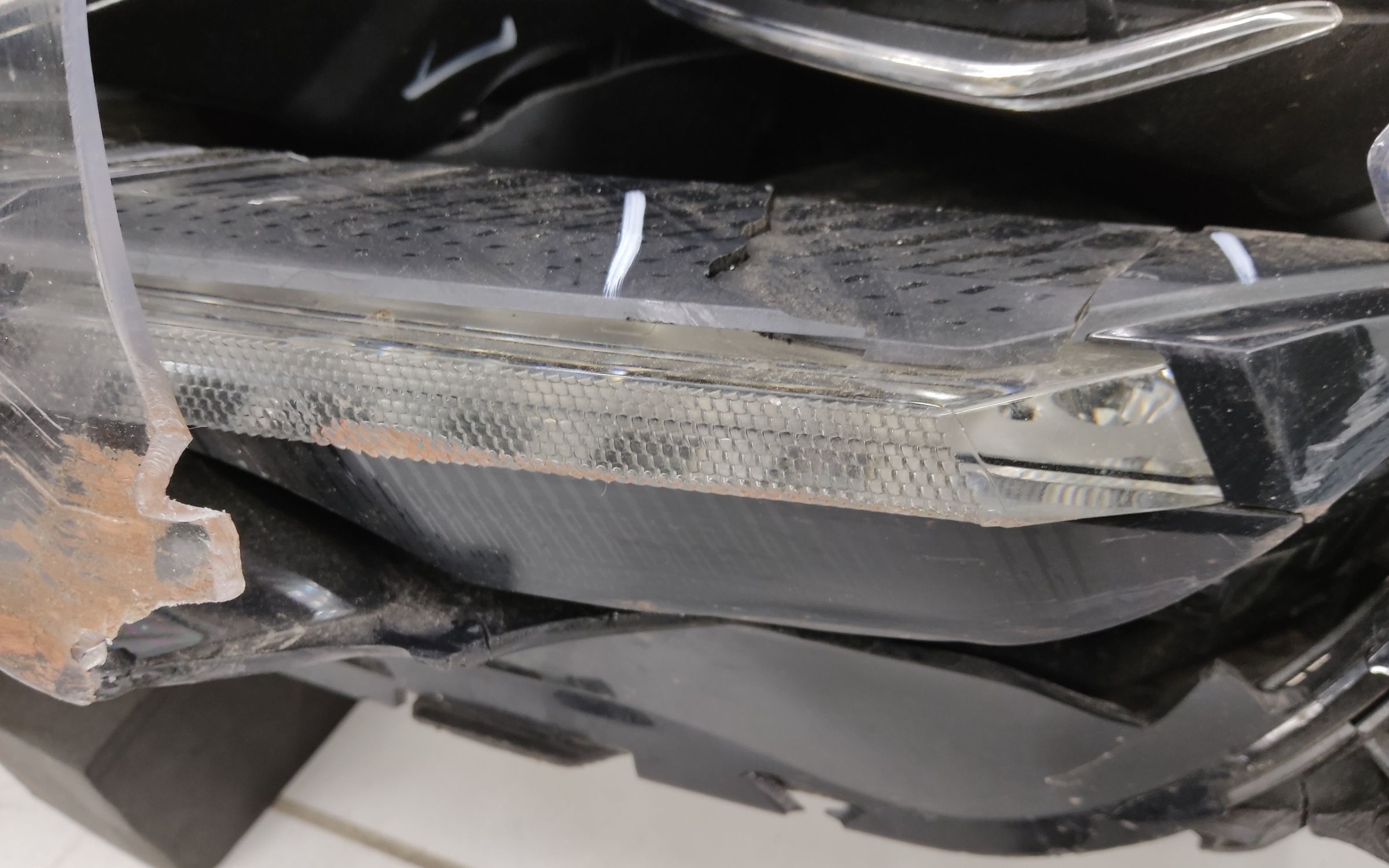 Фара передняя левая Geely Monjaro LED