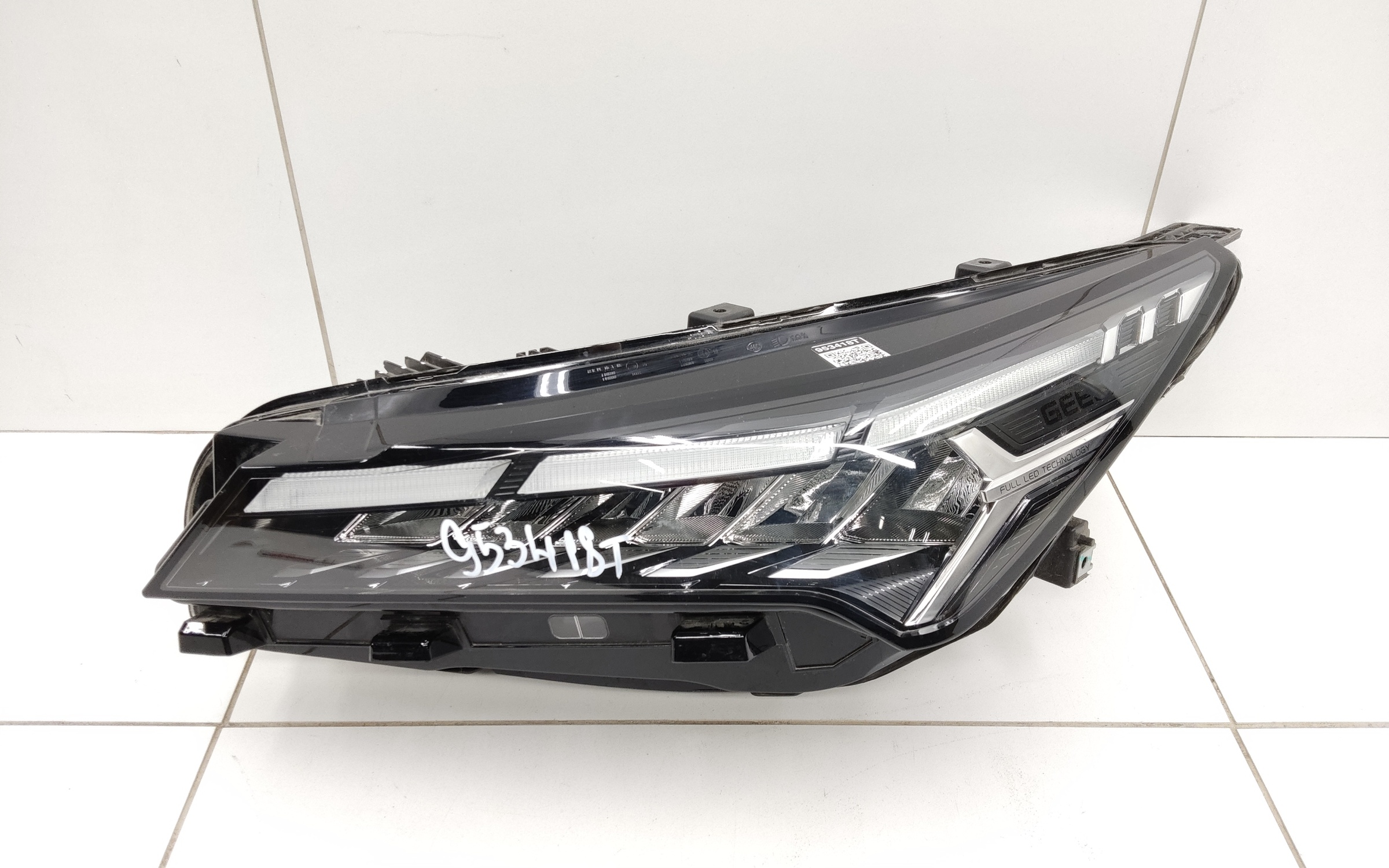 Фара передняя левая Geely Coolray Restail LED