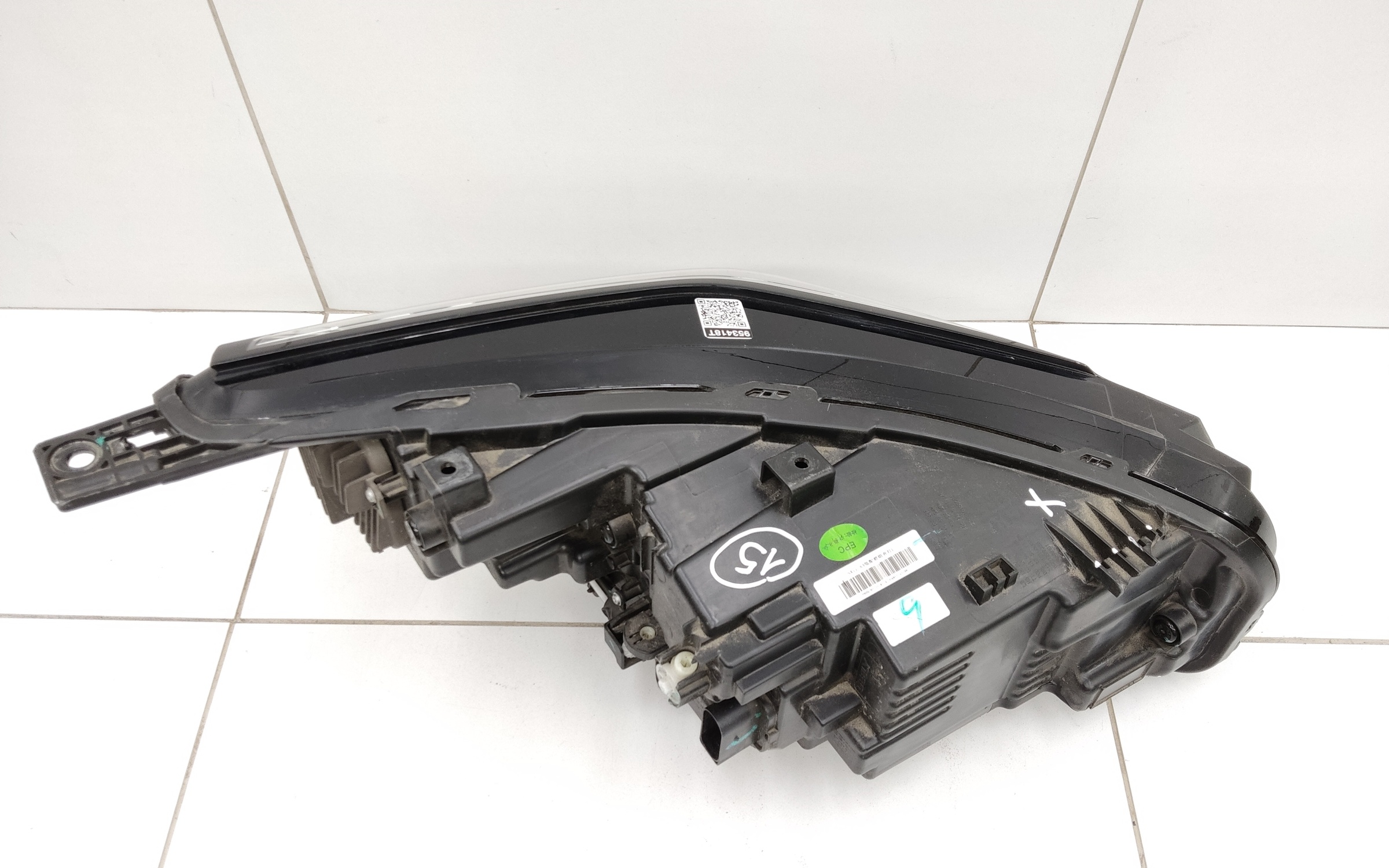 Фара передняя левая Geely Coolray Restail LED