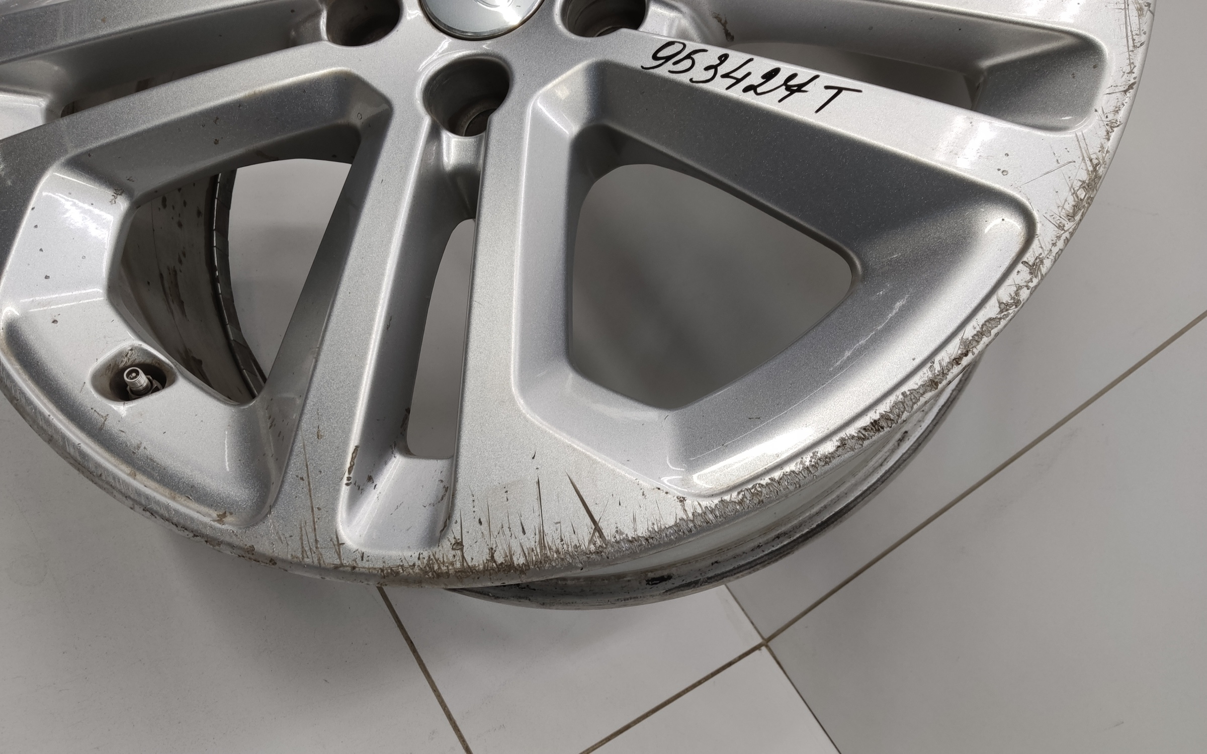 Диск колеса литой Land Rover Range Rover Sport 3 R20