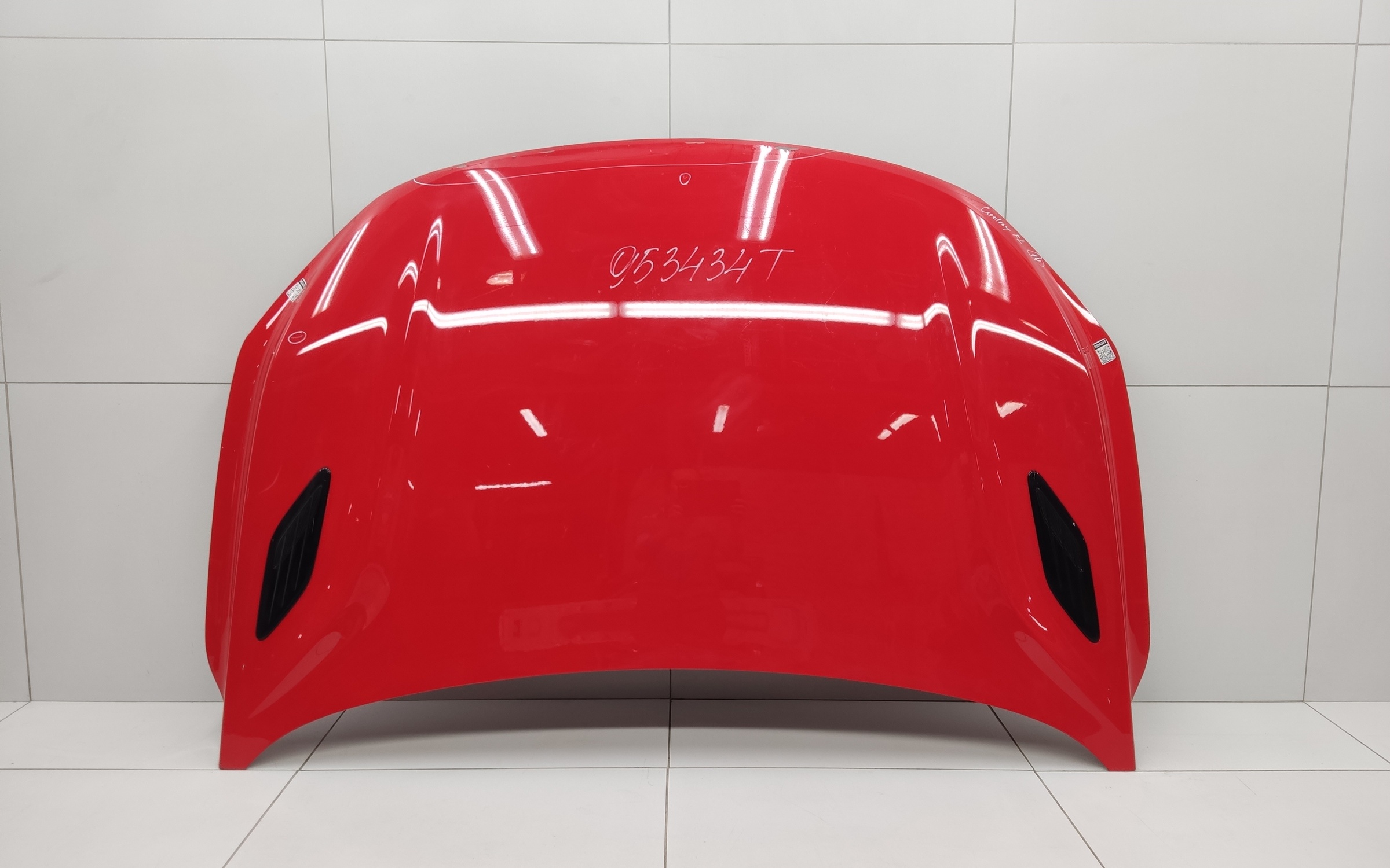 Капот Geely Coolray Restail
