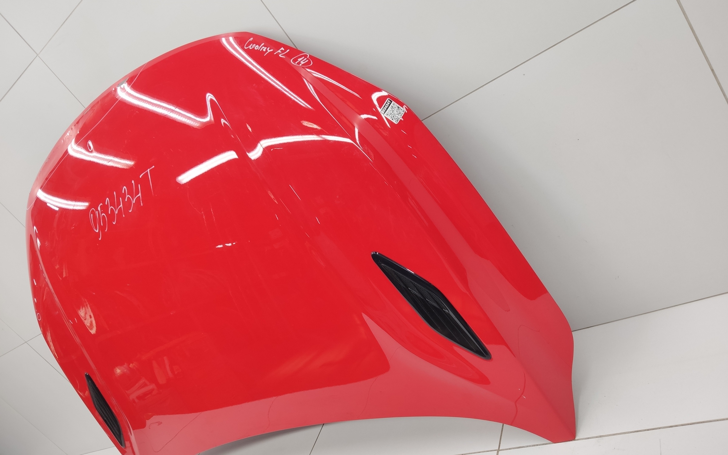 Капот Geely Coolray Restail