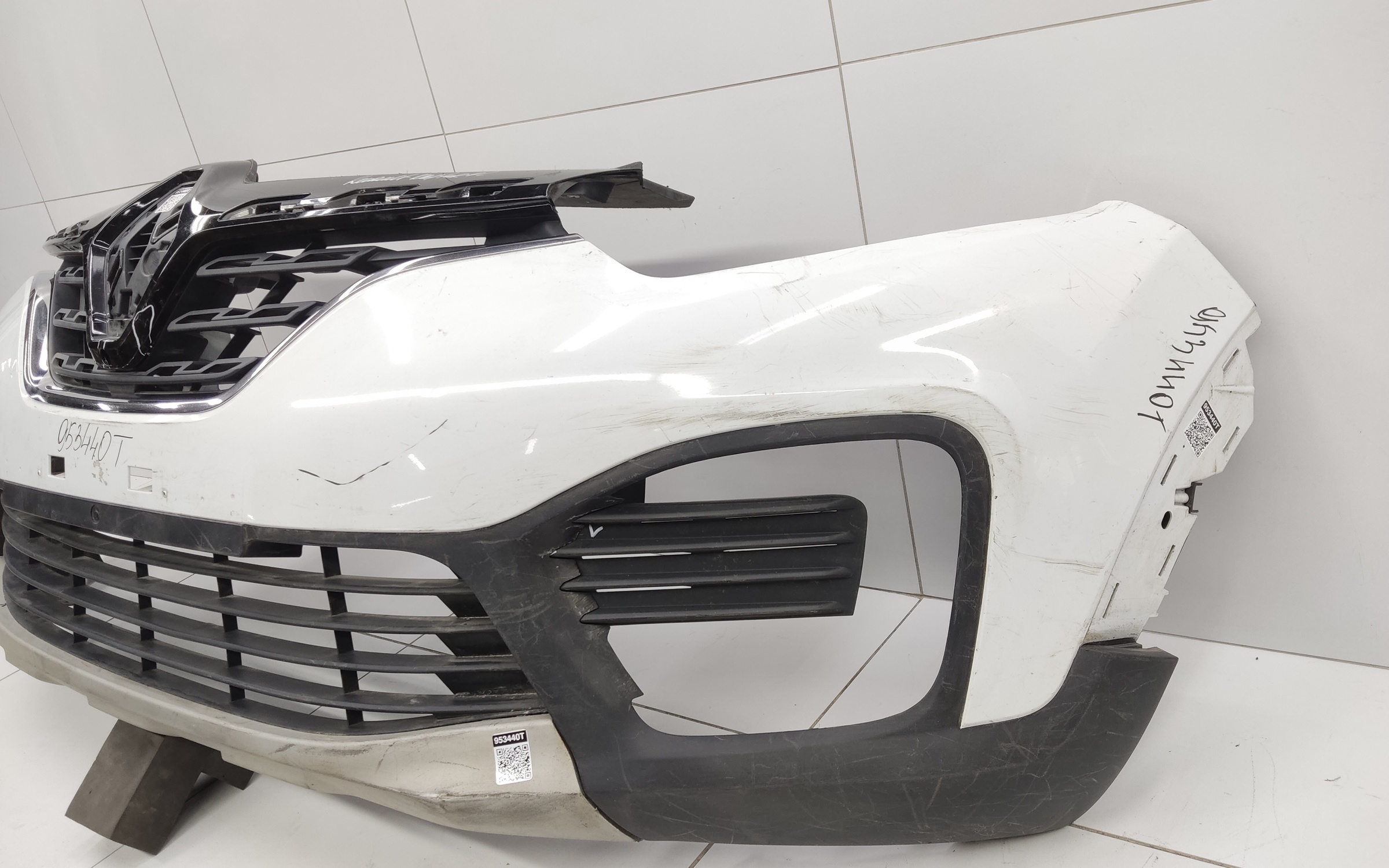 Бампер передний Renault Kaptur
