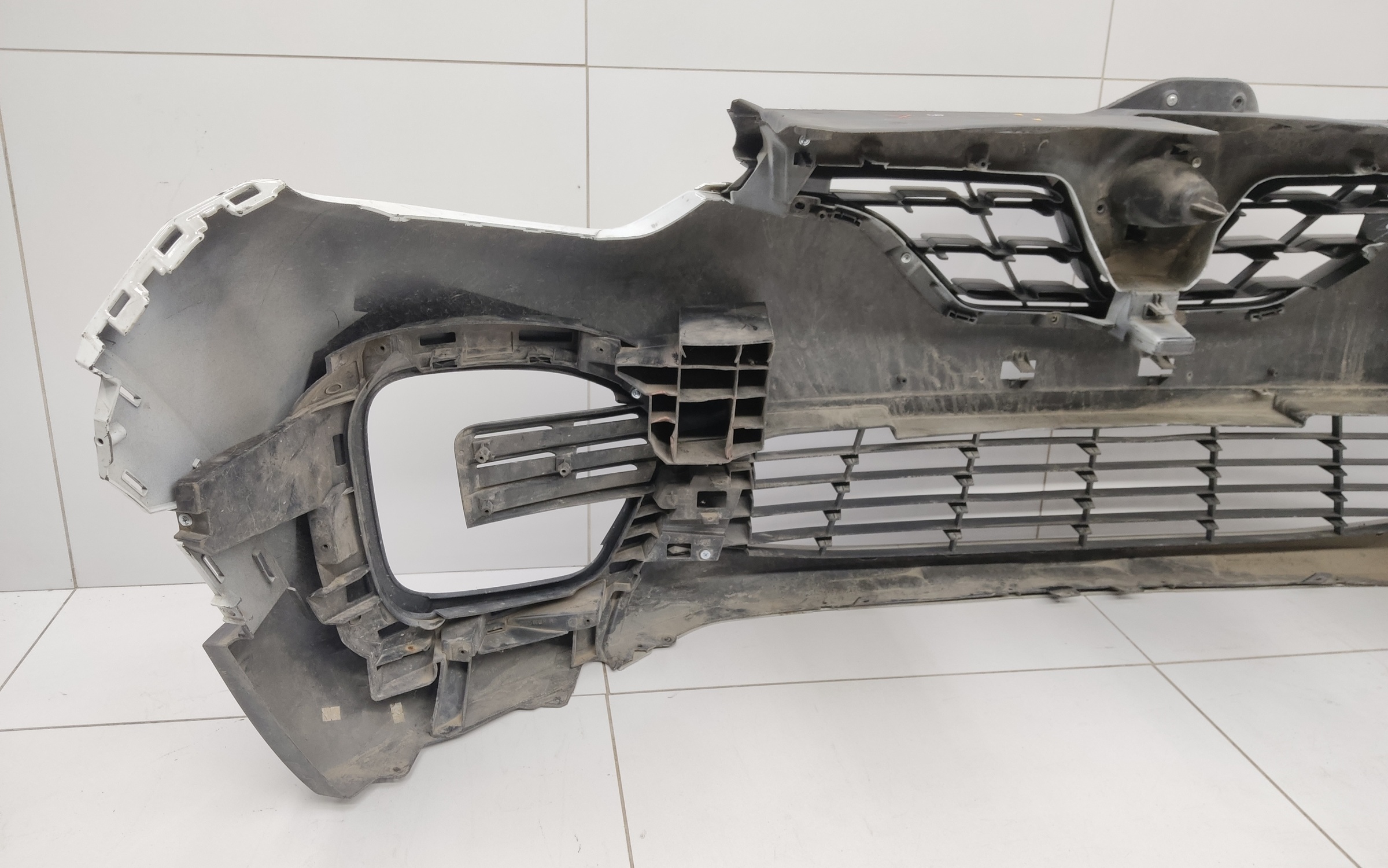 Бампер передний Renault Kaptur