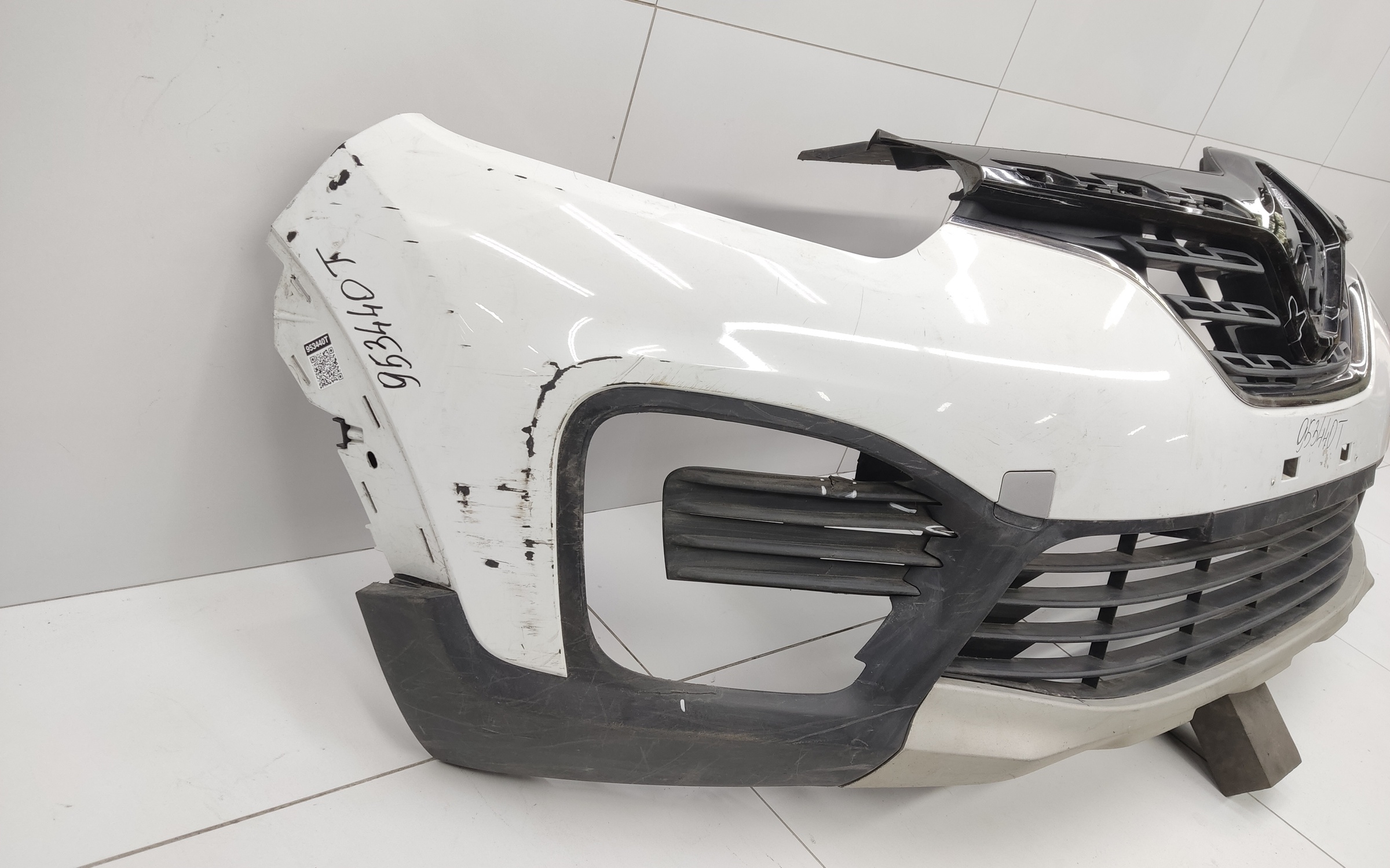 Бампер передний Renault Kaptur