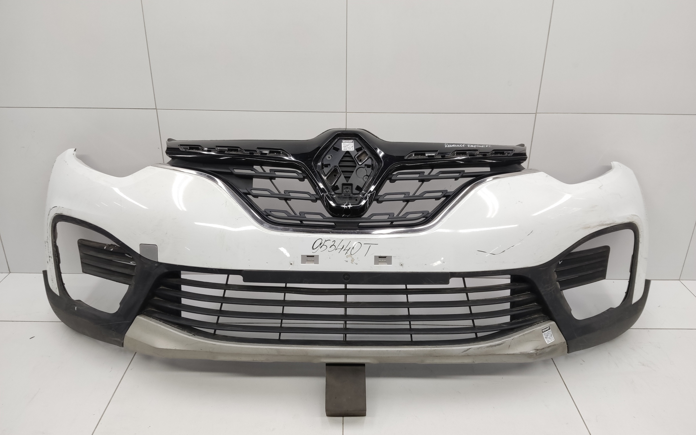Бампер передний Renault Kaptur