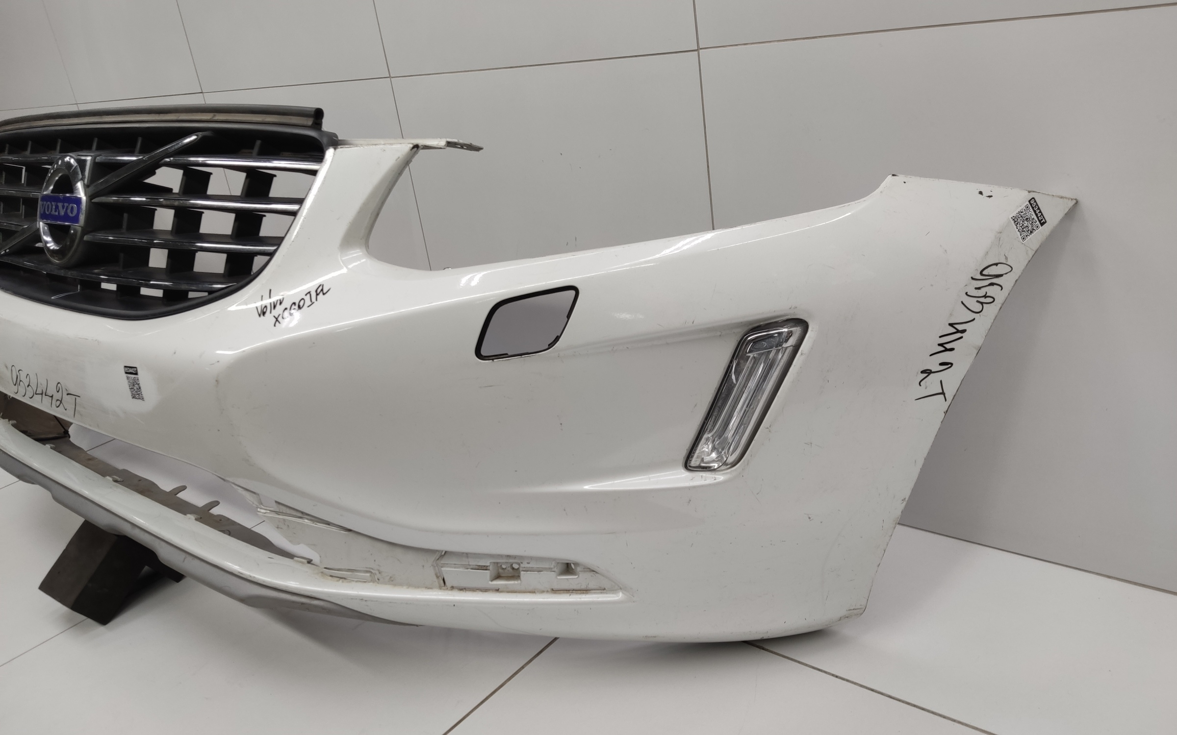 Бампер передний Volvo XC60 1 Restail