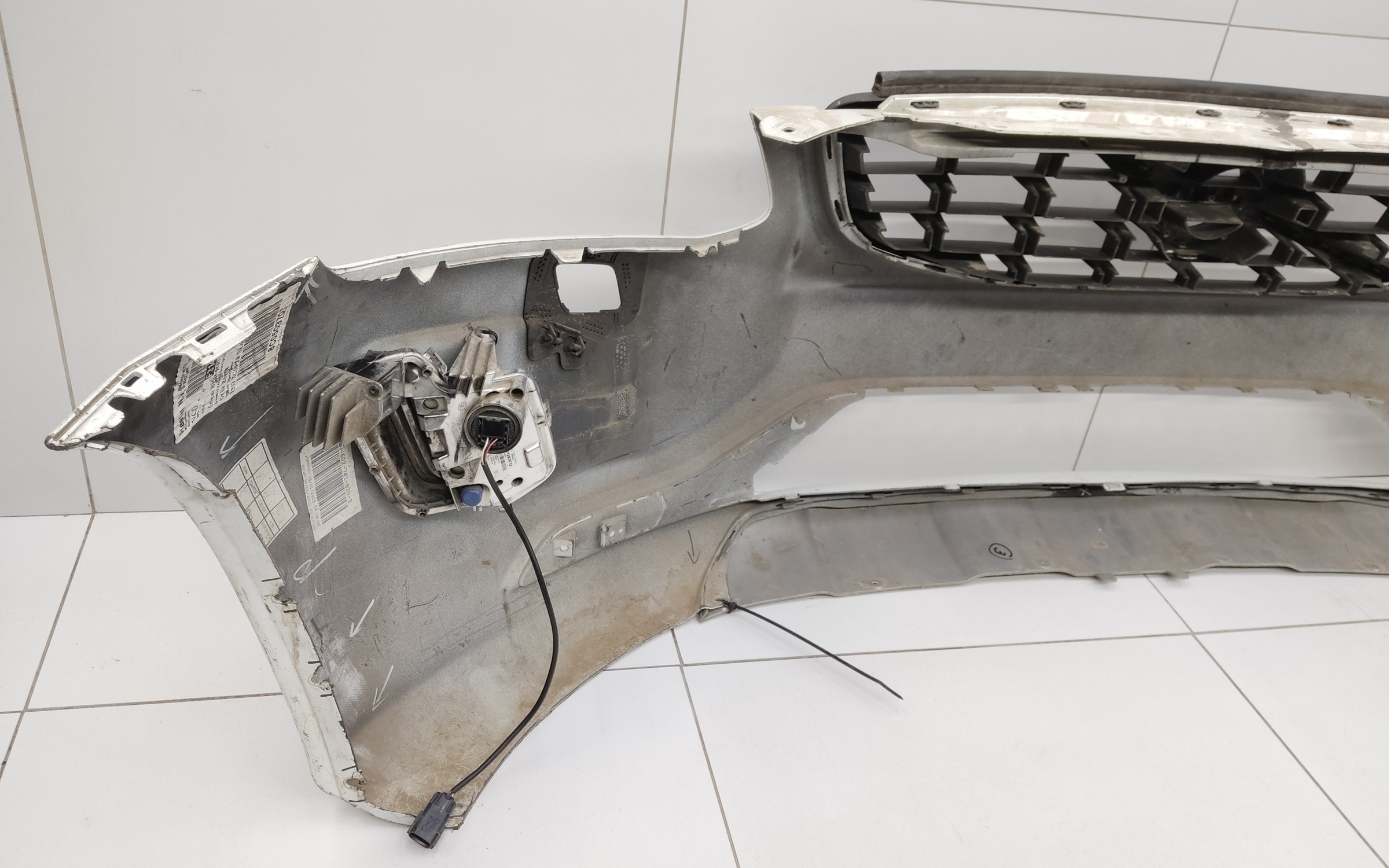 Бампер передний Volvo XC60 1 Restail