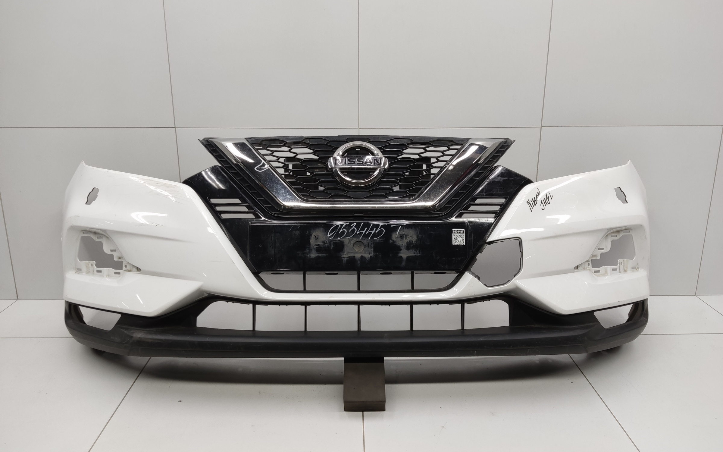 Бампер передний Nissan Qashqai 2 Restail