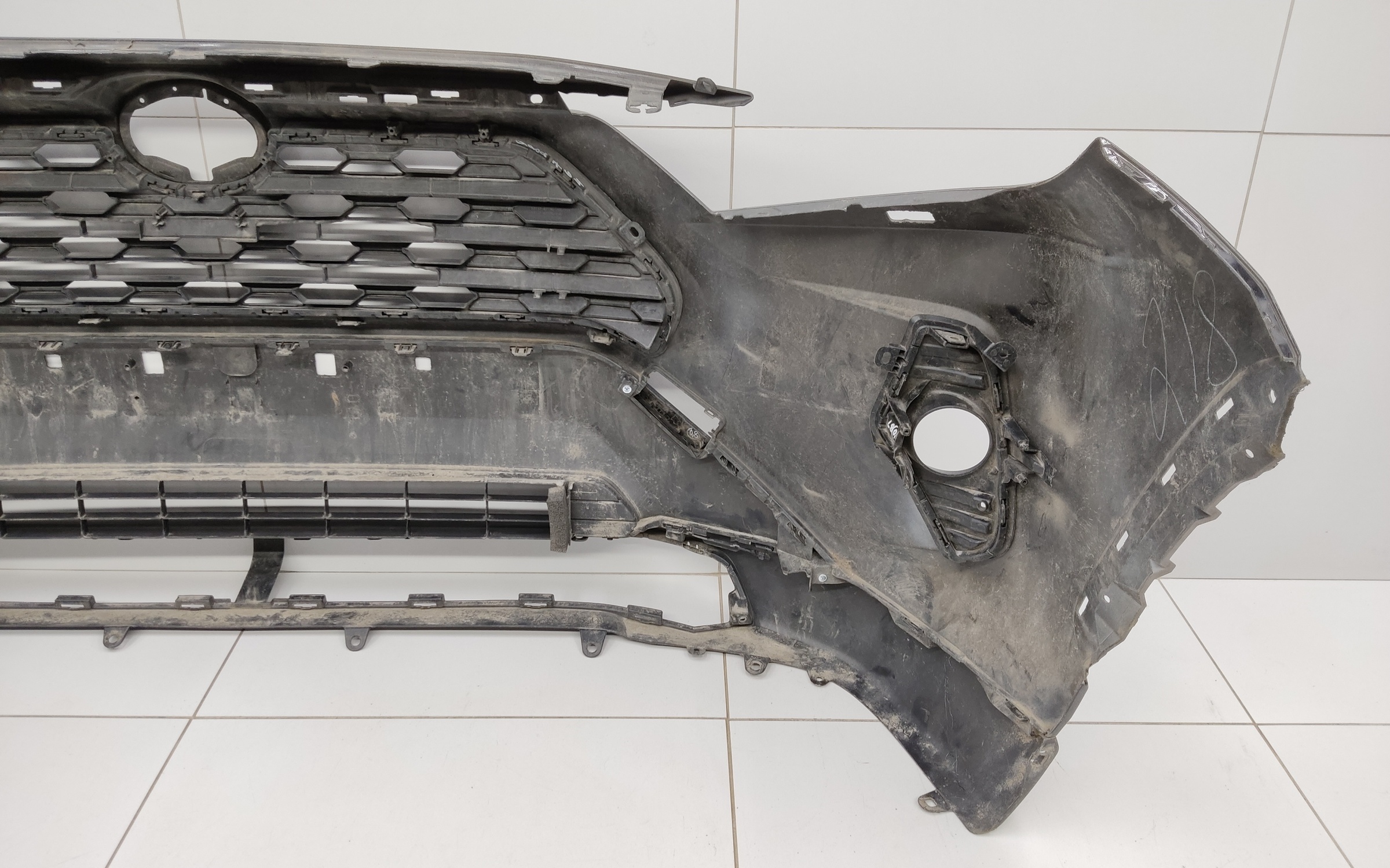 Бампер передний Toyota RAV4 XA50