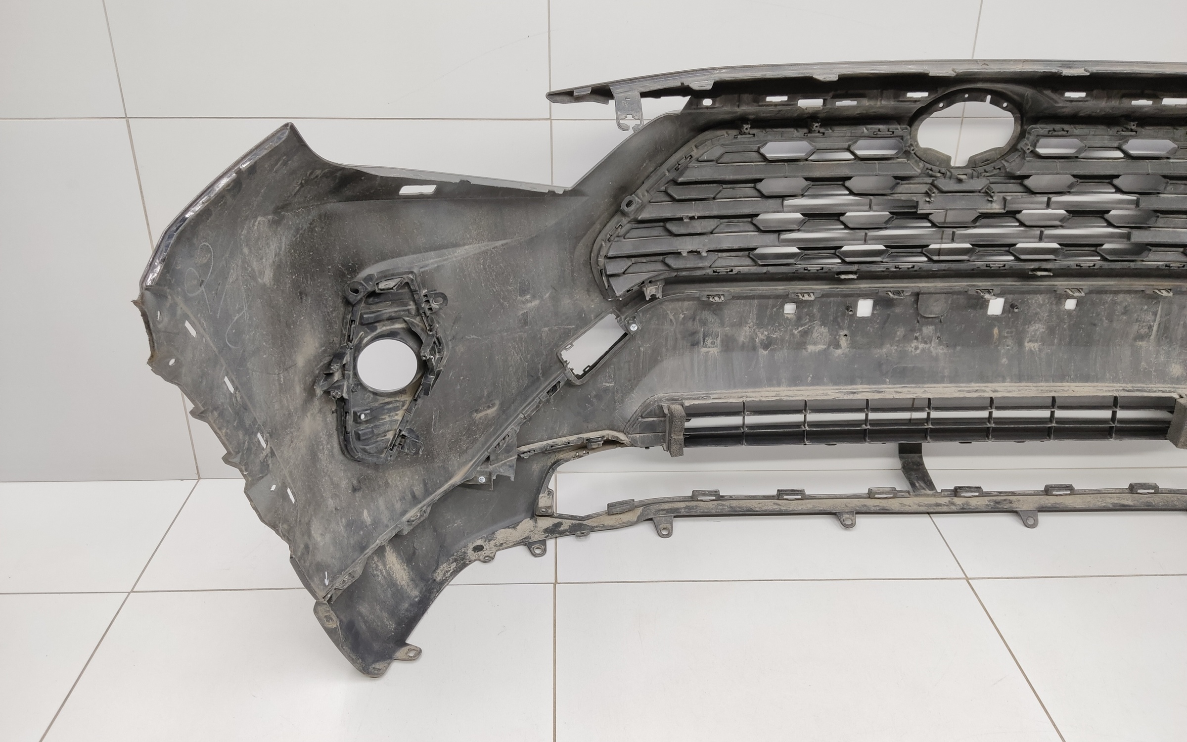 Бампер передний Toyota RAV4 XA50