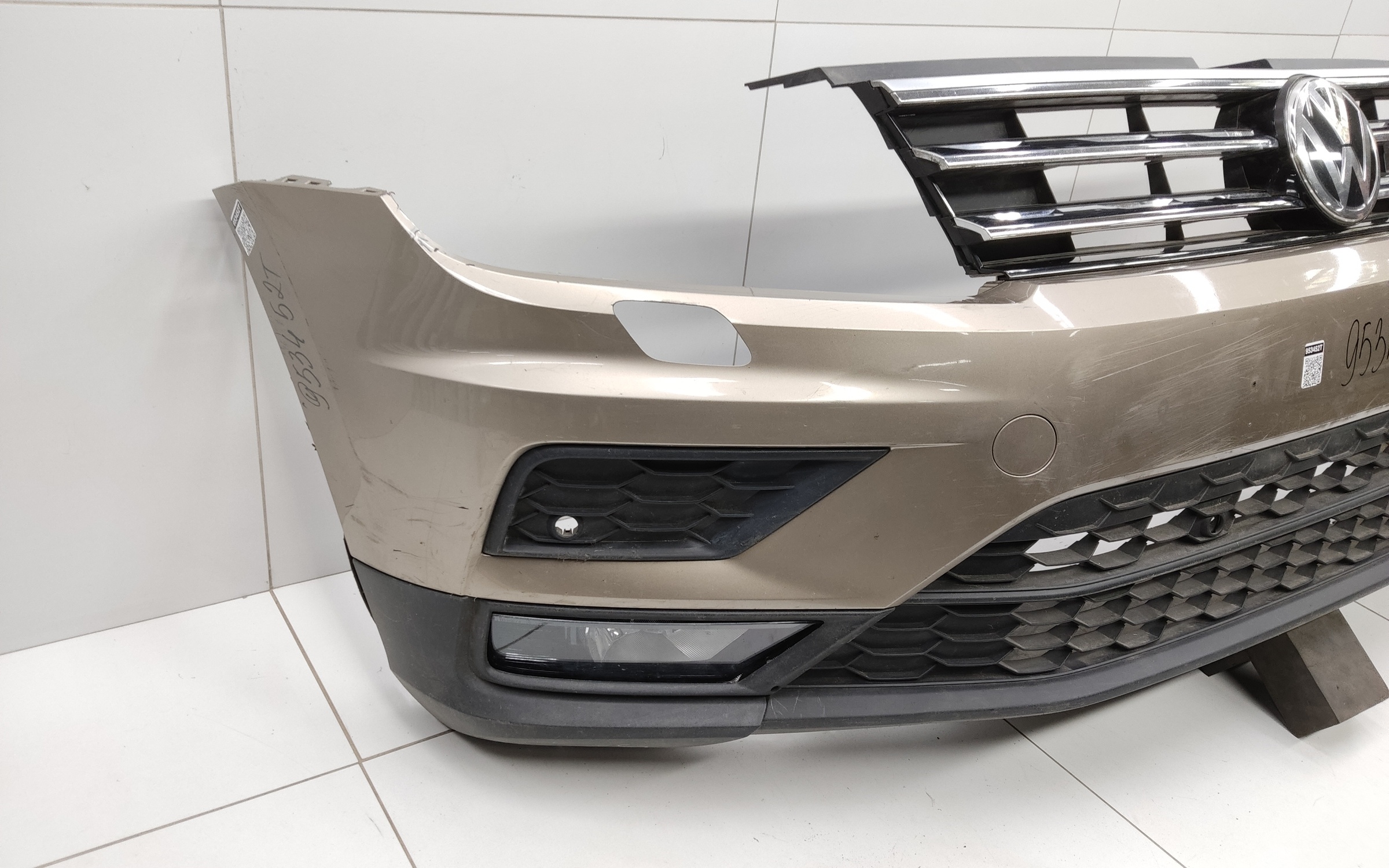 Бампер передний Volkswagen Tiguan 2