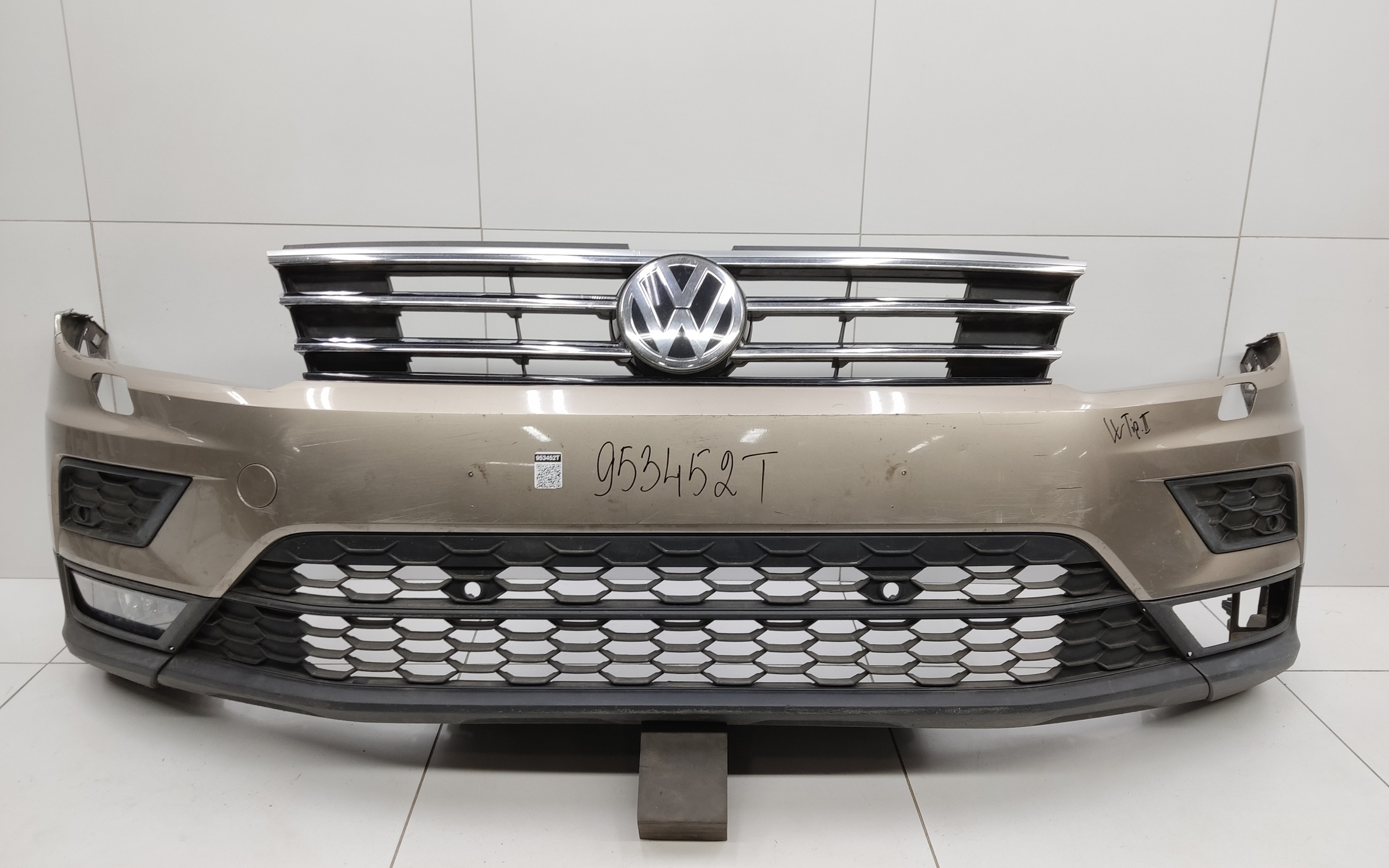 Бампер передний Volkswagen Tiguan 2