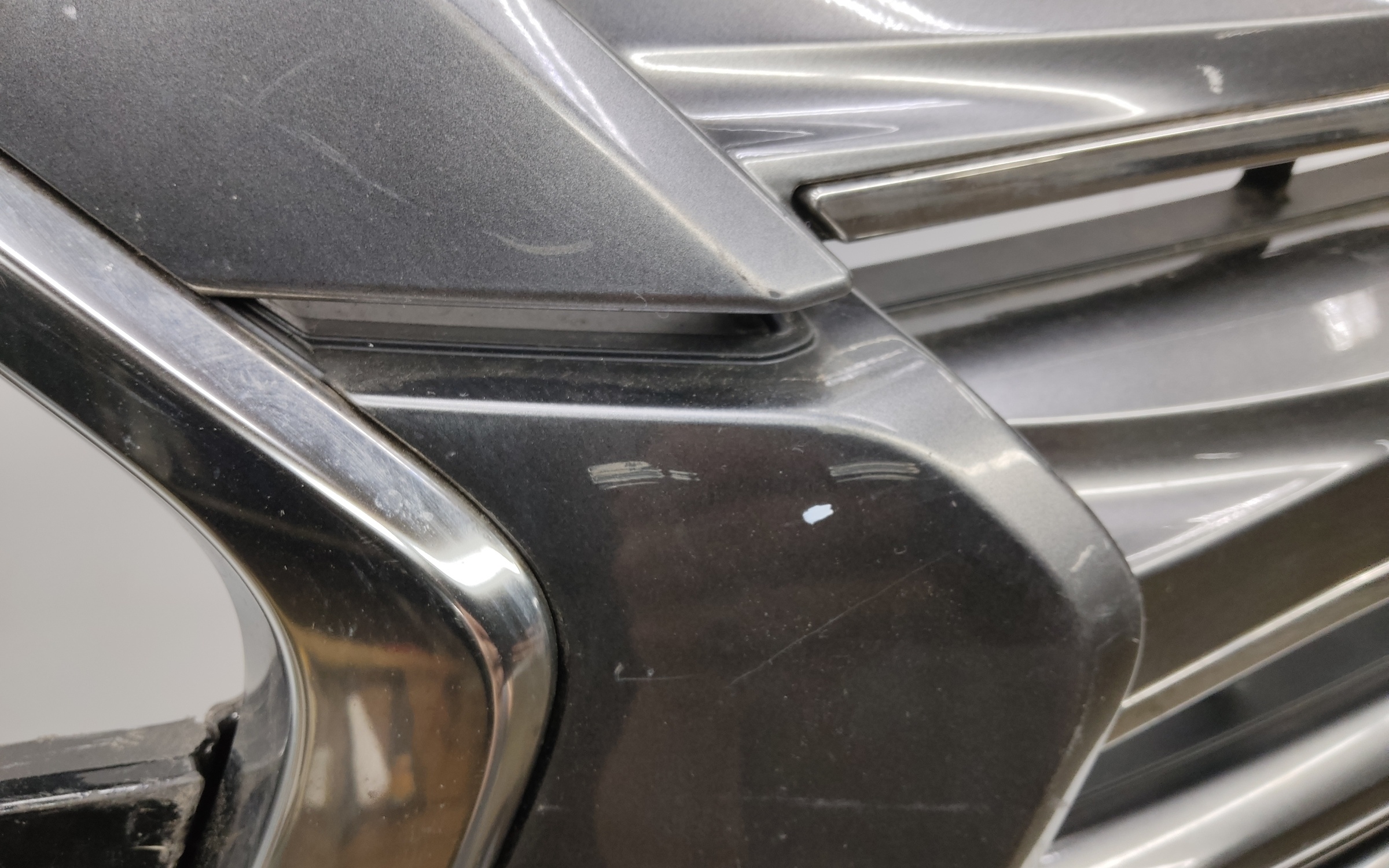 Бампер передний Lexus LX 3 Restail 2