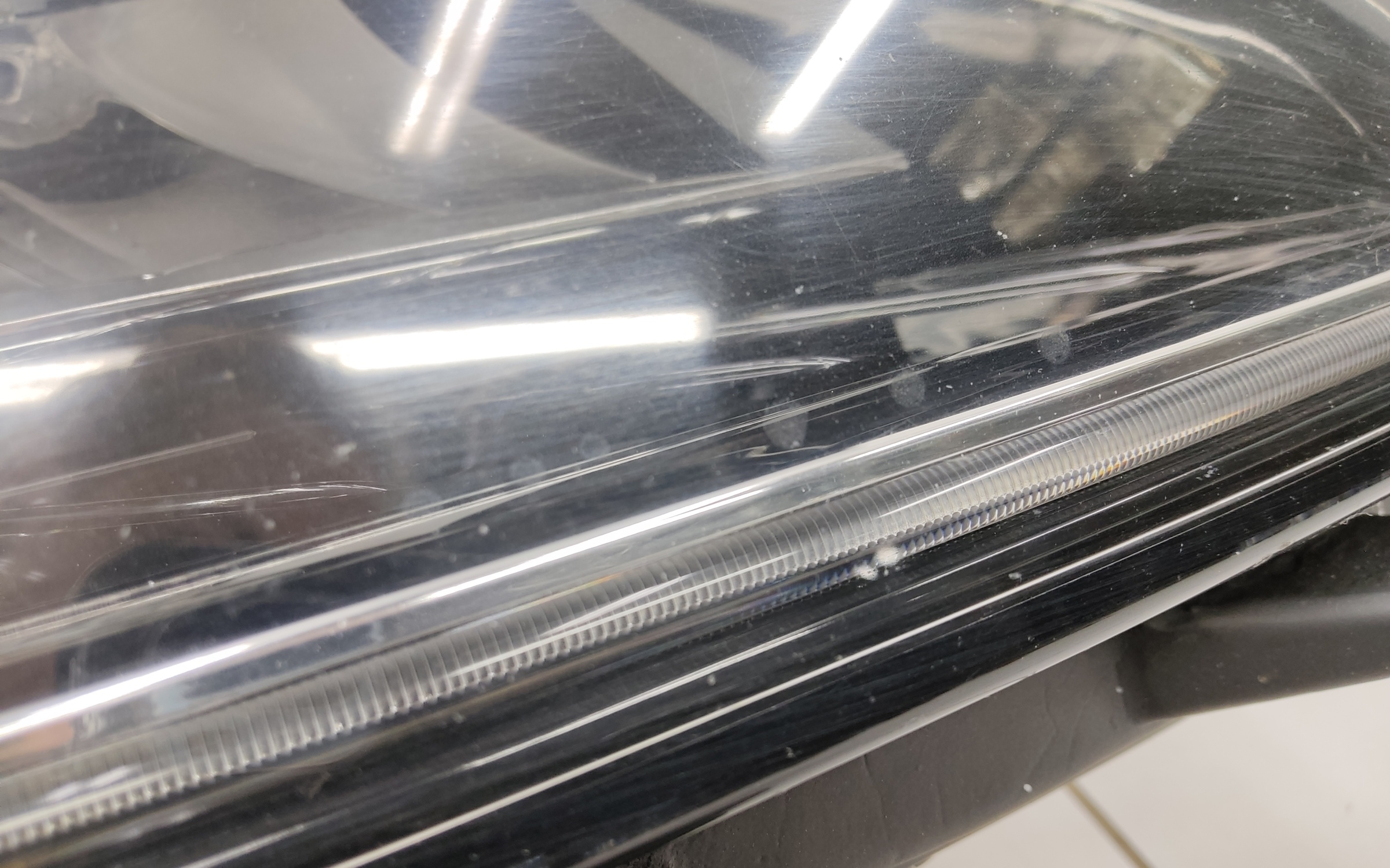 Фара передняя правая Skoda Kodiaq LED